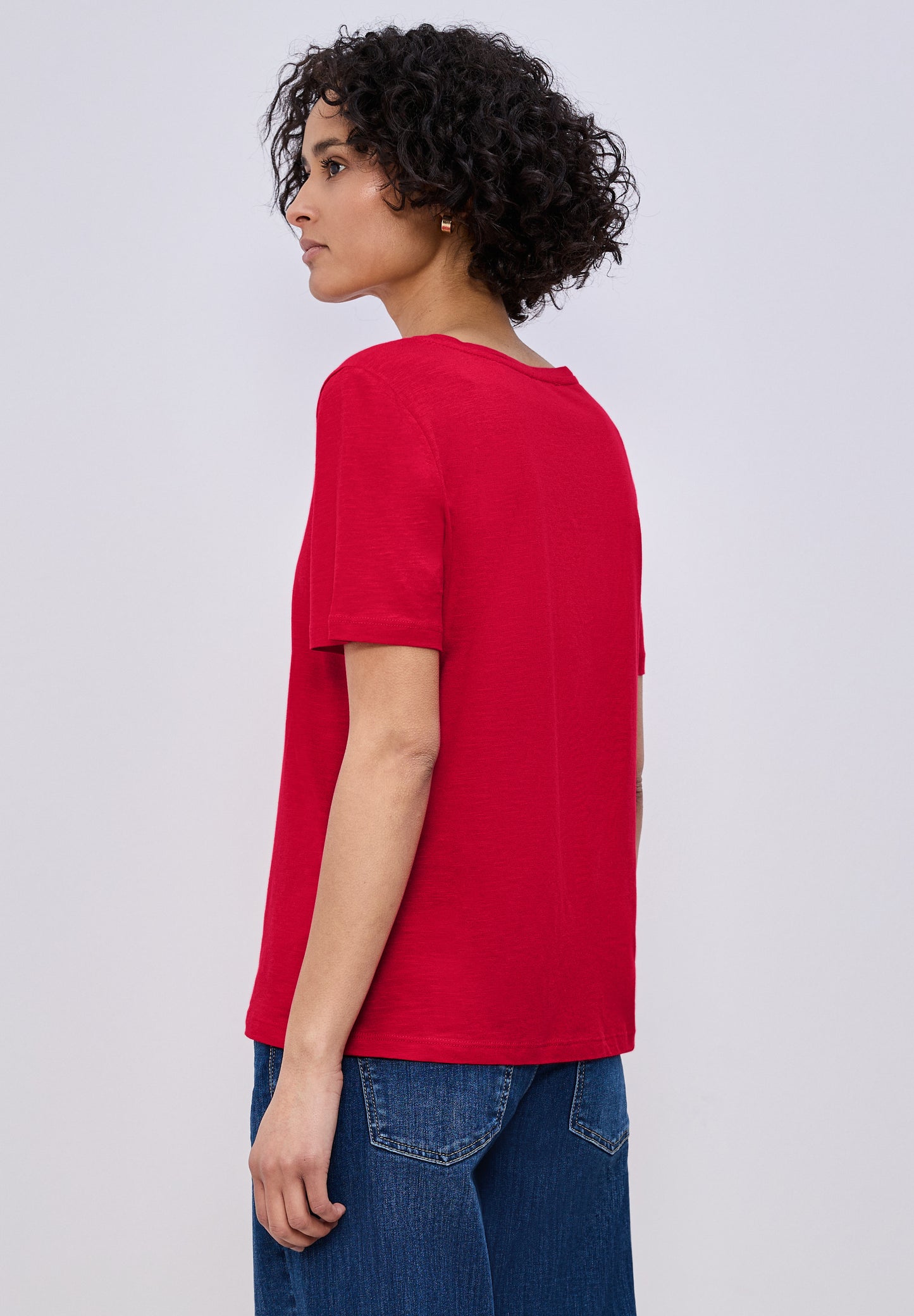 Street One - Basic T-Shirt mit gerundetem V-Neck - Farbe: salsa red
