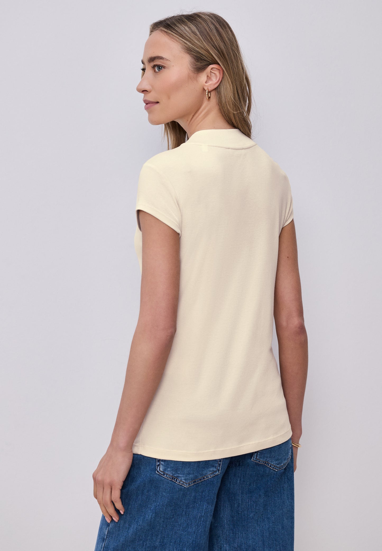 Street One - Basic T-Shirt mit Turtle Neck - Farbe: smoke beige
