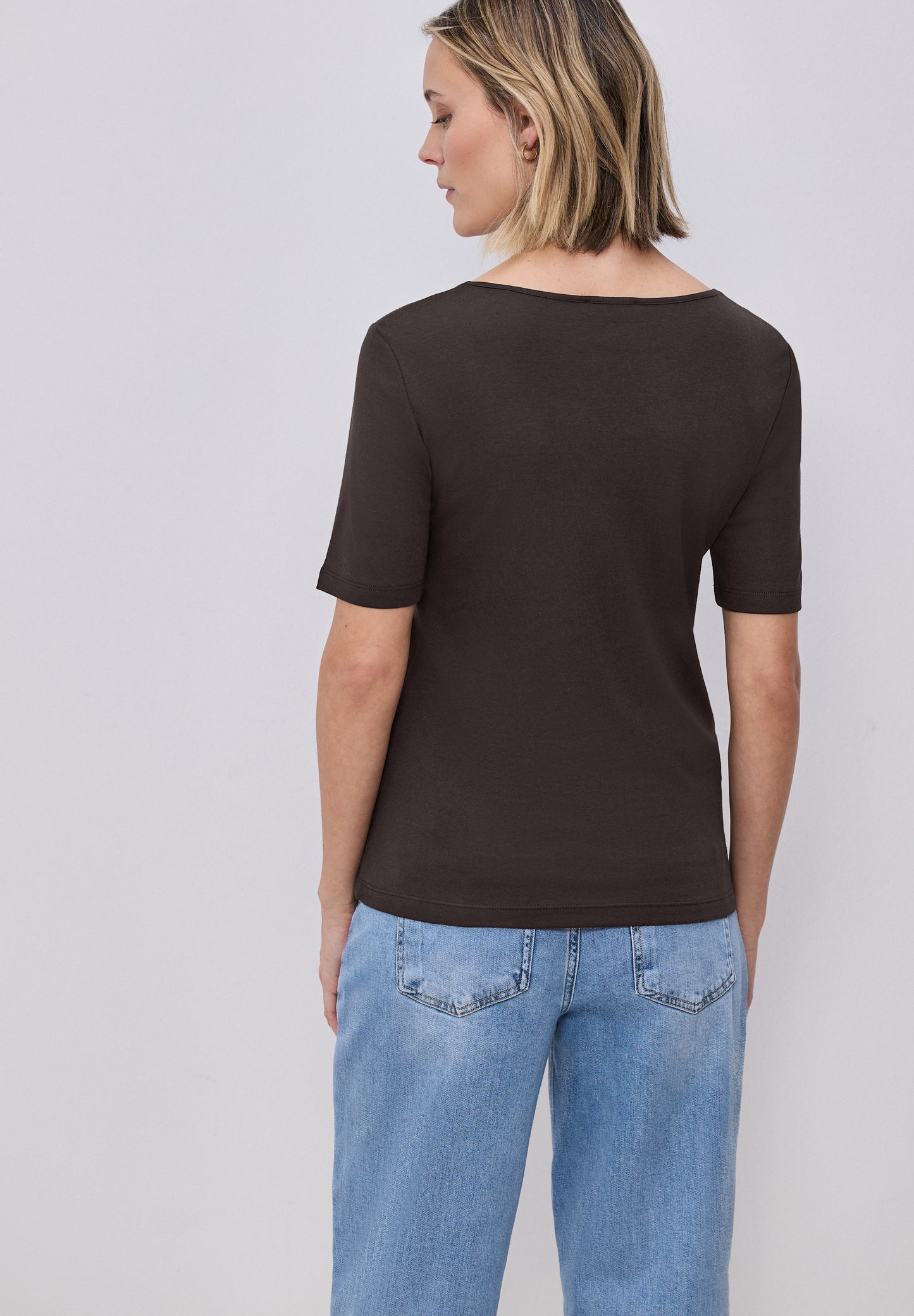 Street One - Basic T-Shirt mit Herzausschnitt - Farbe: espresso brown
