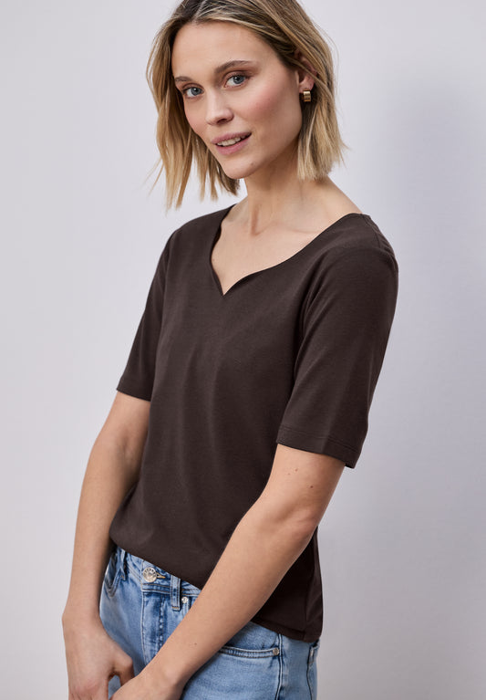 Street One - Basic T-Shirt mit Herzausschnitt - Farbe: espresso brown