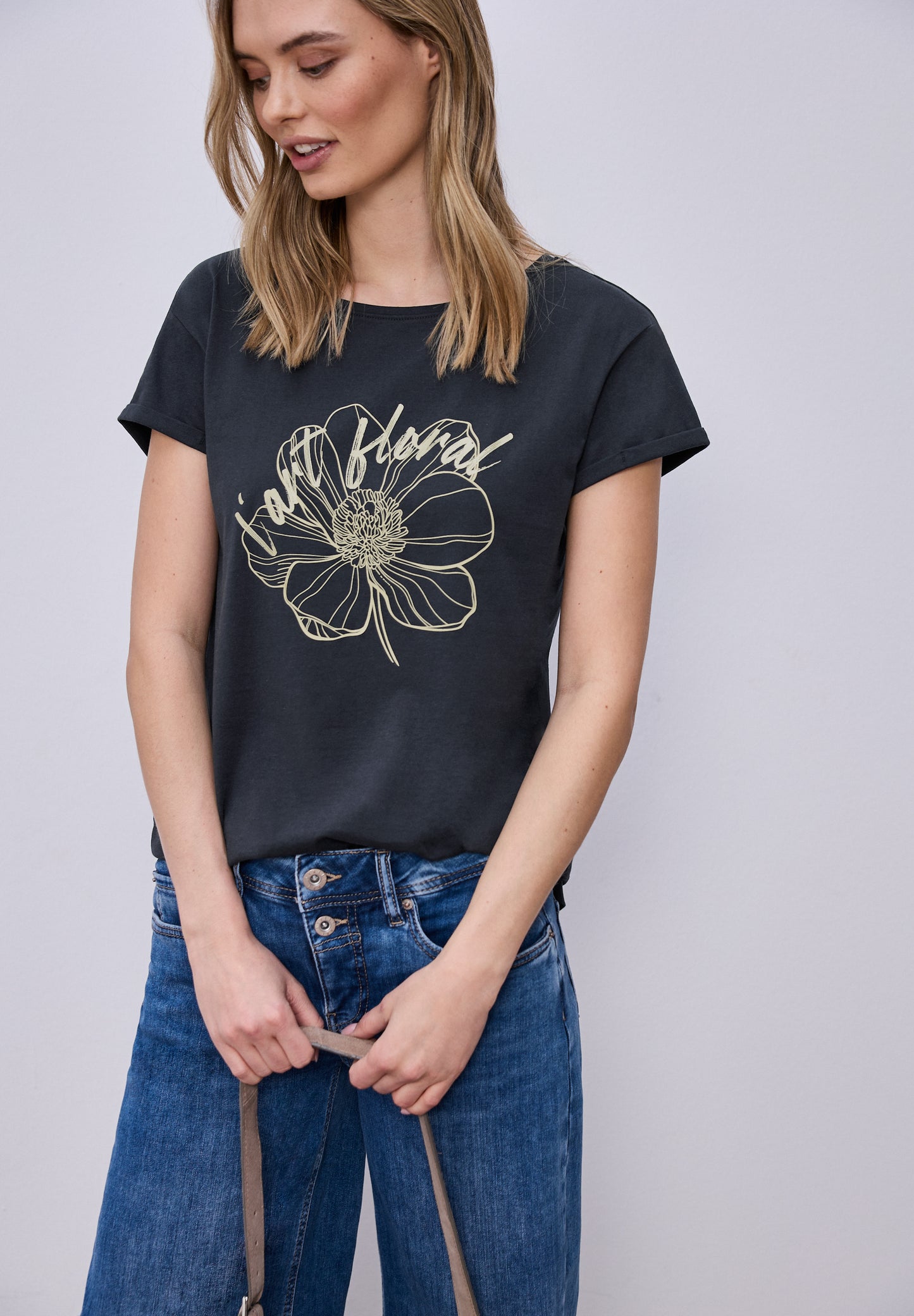 Street One - Kurzarm Shirt mit floralem Artwork - Farbe: shadowed navy