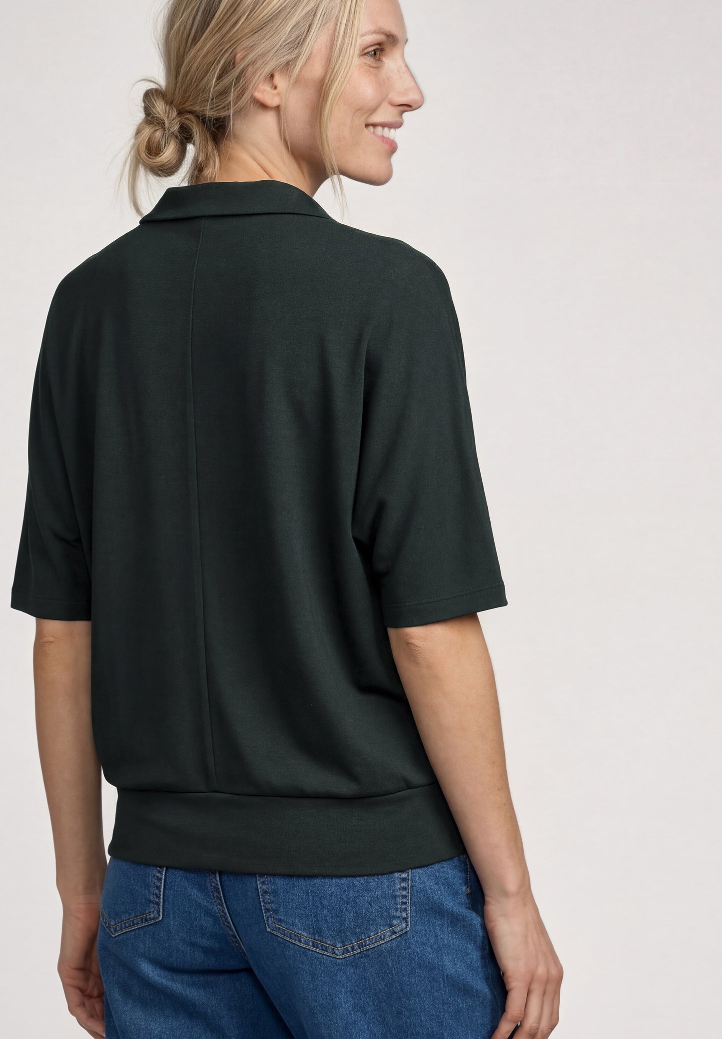 Street One - Dropped Shoulder Poloshirt mit Elastikbund - Farbe: deep bound green