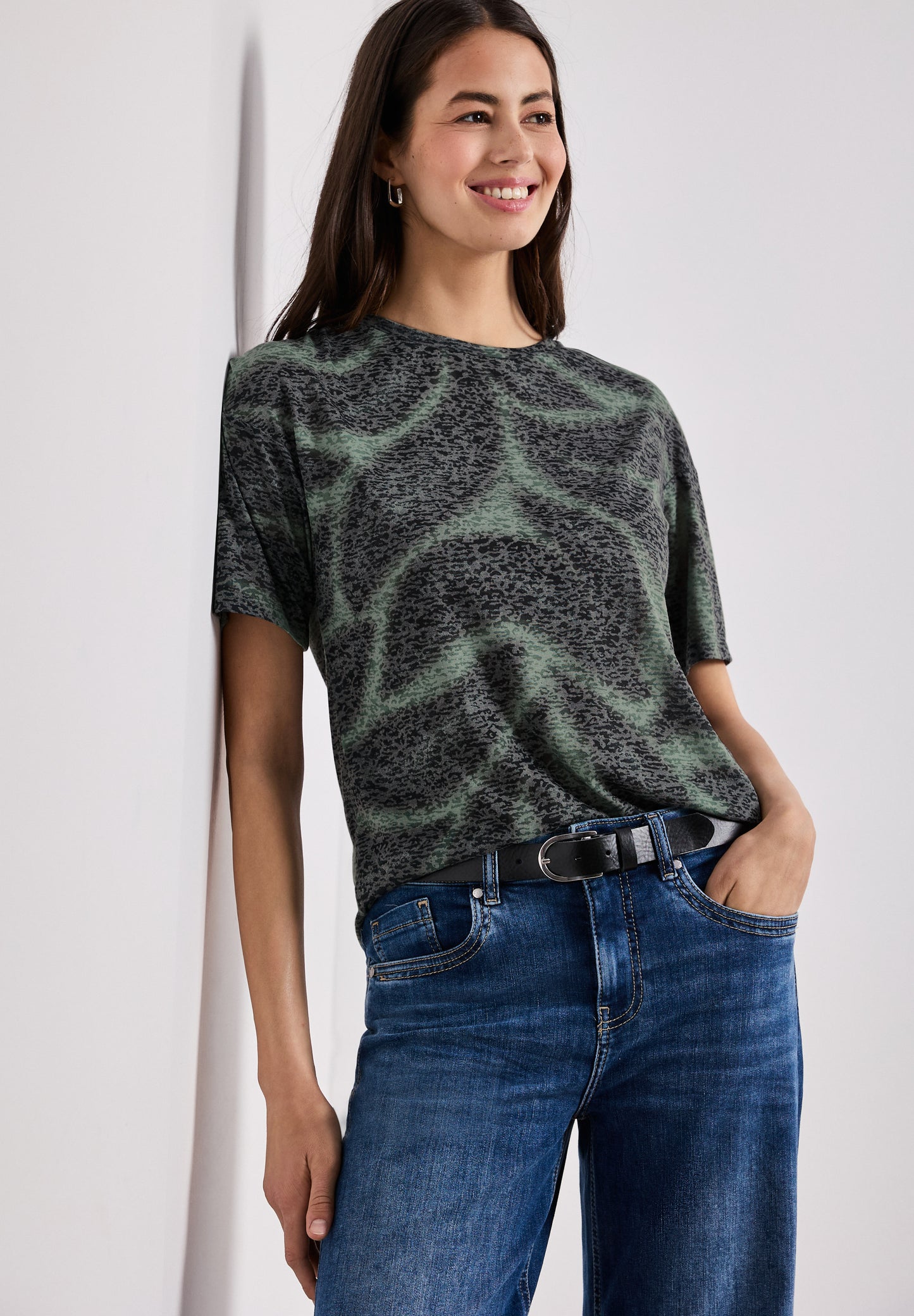 Street One - Shirt im Ausbrenner-Look mit Print - Farbe: deep bound green