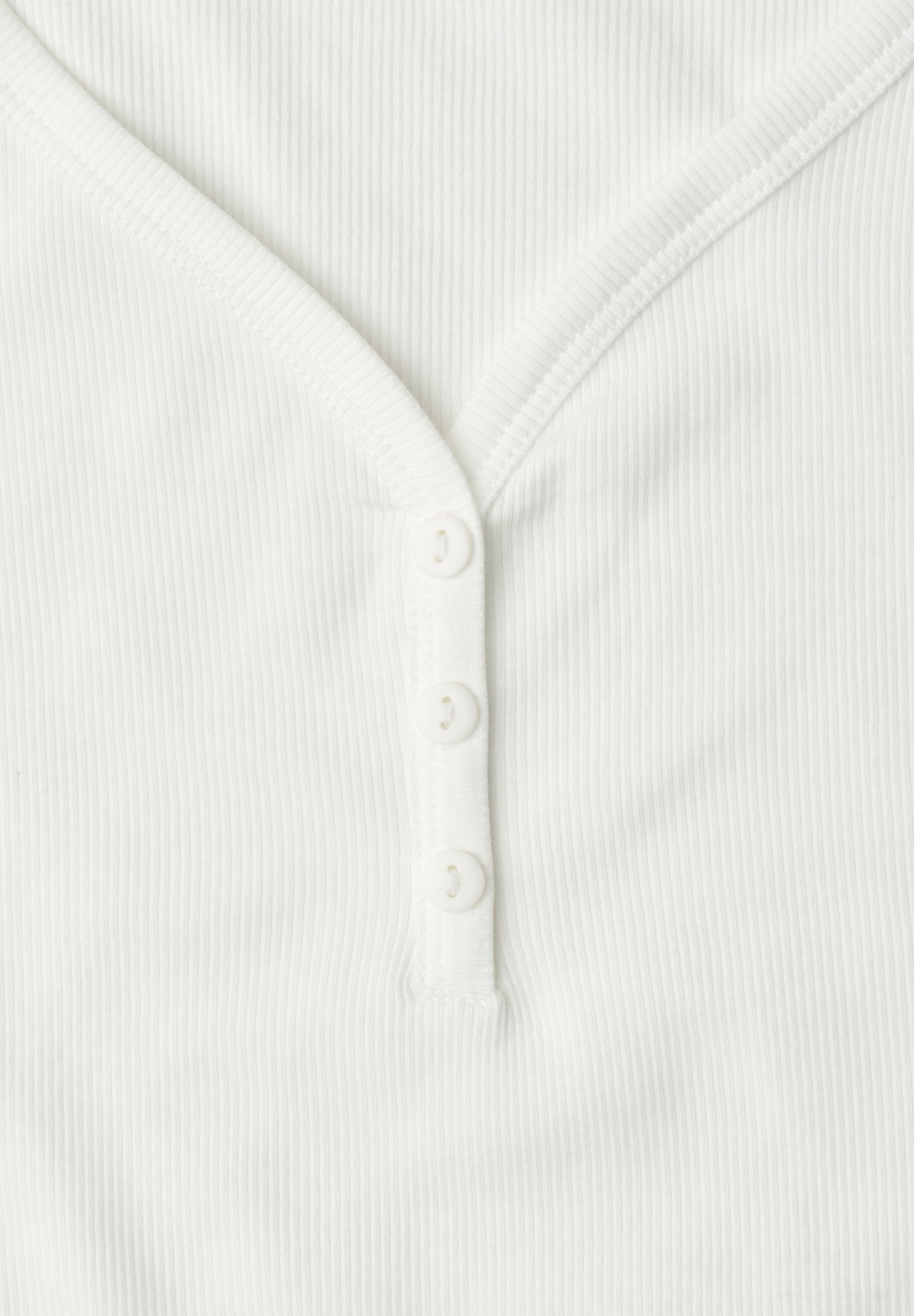 Street One - Top in Rippstruktur mit V-Neck - Farbe: off white