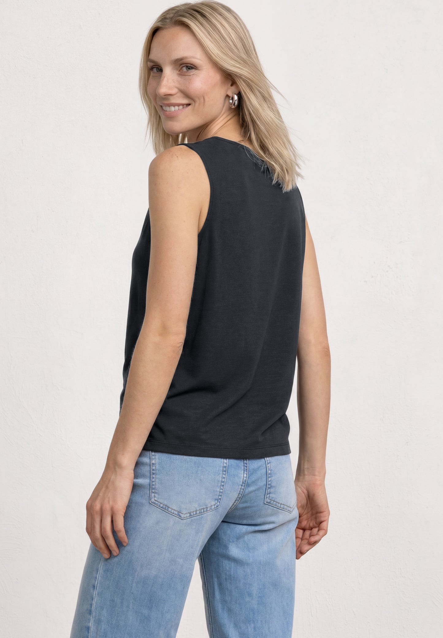 Street One - Silk-Look Top mit Wasserfall-Ausschnitt - Farbe: Black