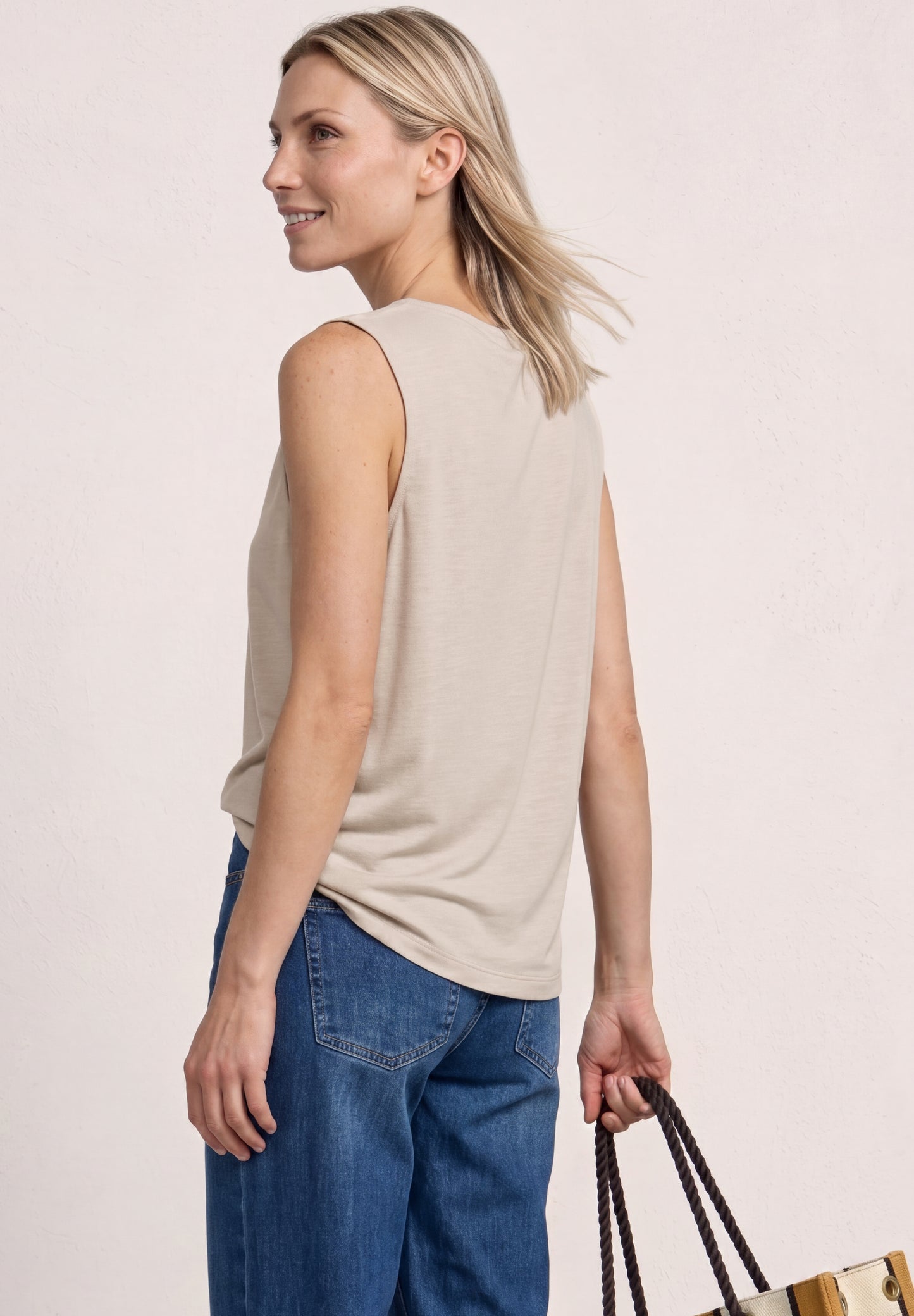 Street One - Silk-Look Top mit Wasserfall-Ausschnitt - Farbe: clay sand
