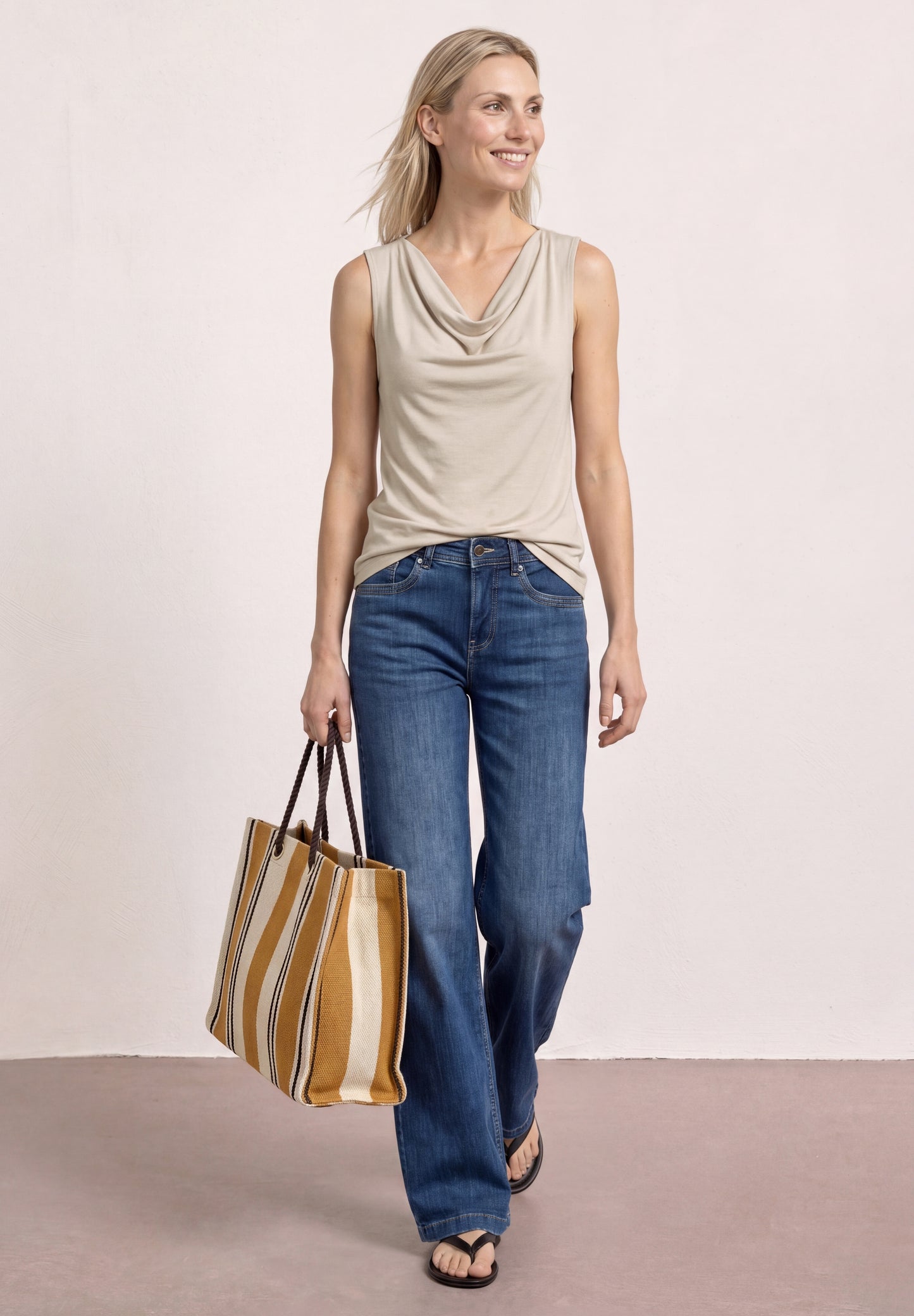 Street One - Silk-Look Top mit Wasserfall-Ausschnitt - Farbe: clay sand