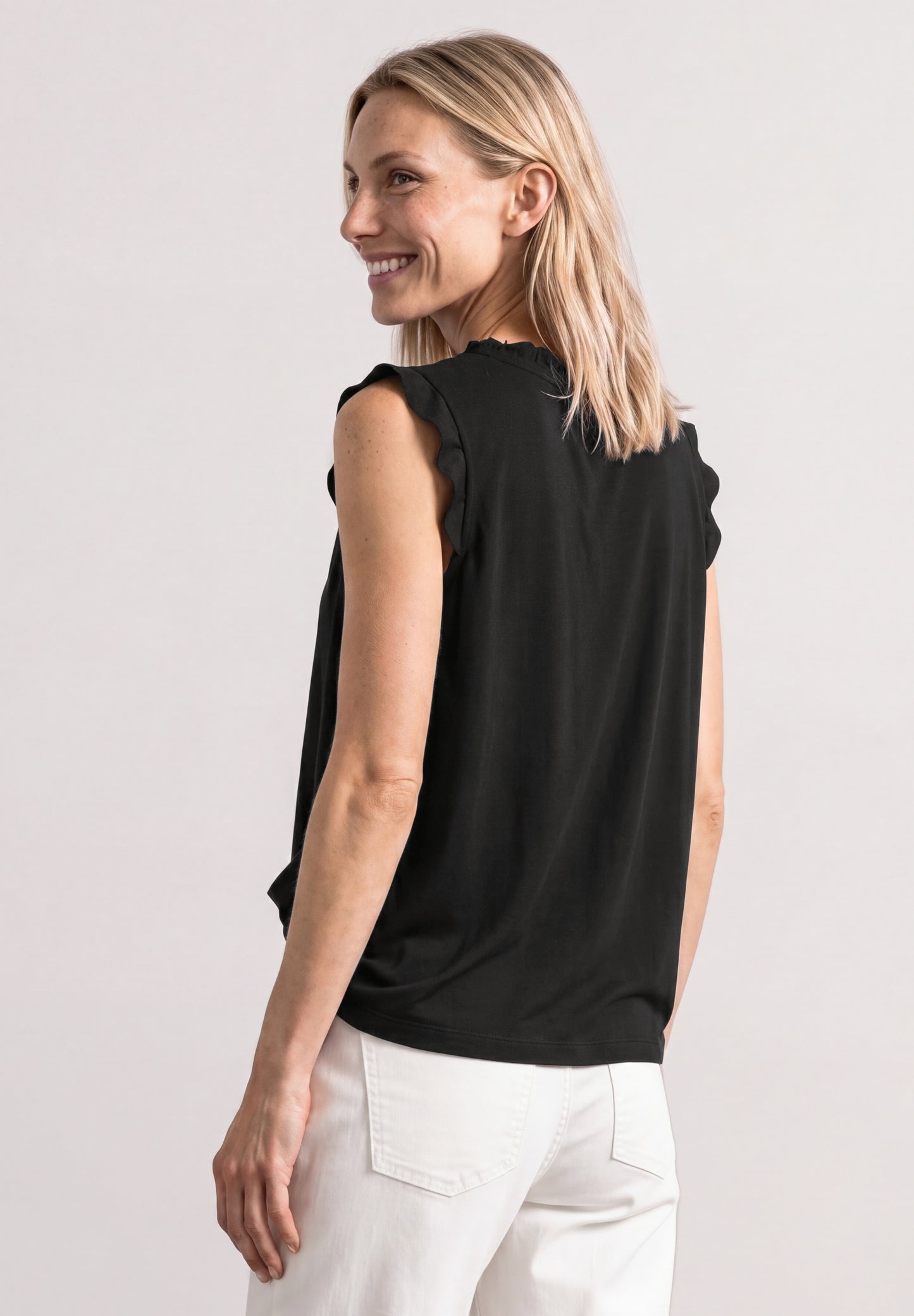 Street One - Top mit Strukturmix und Crochet-Details - Farbe: Black
