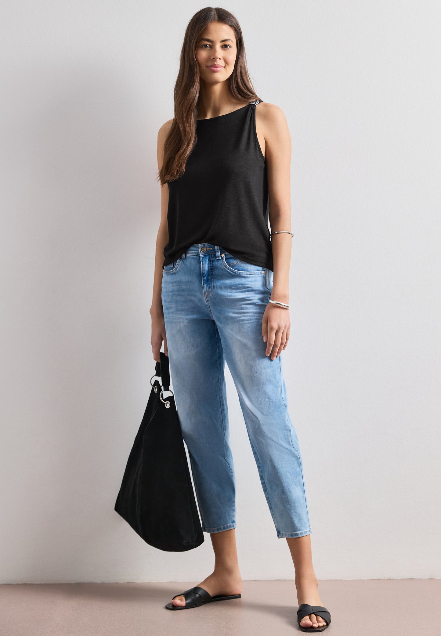 Street One - Top mit U-Boot-Ausschnitt und Schulterdetail - Farbe: Black