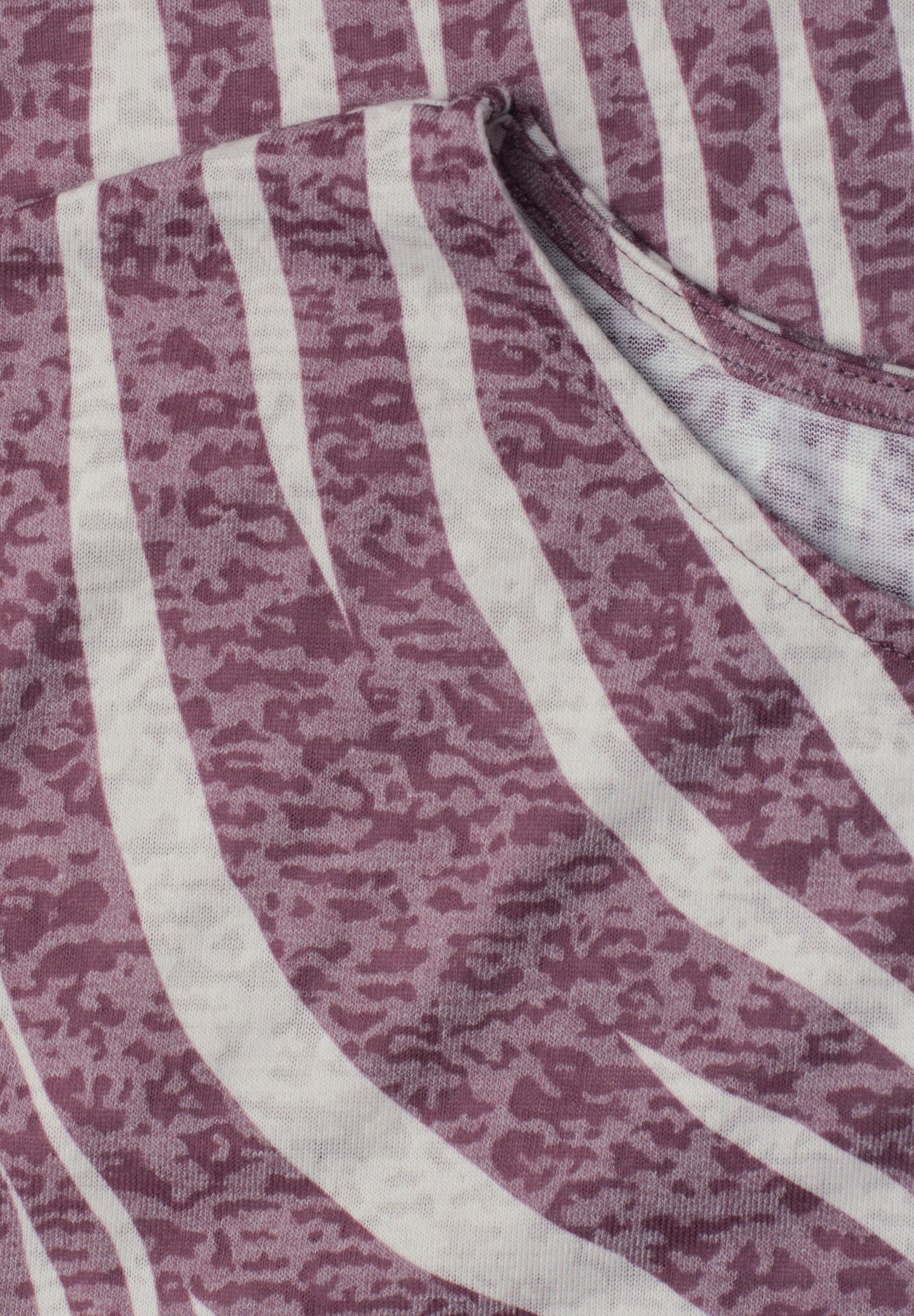 Street One - Dropped Shoulder Shirt im Ausbrenner-Look - Farbe: rustic rouge