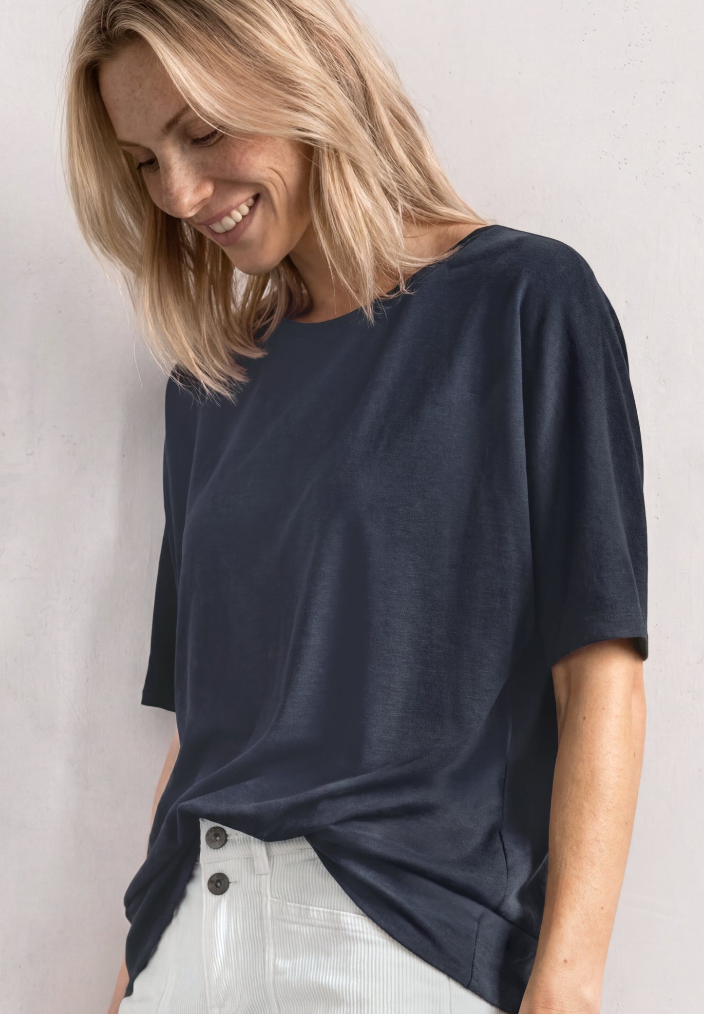 Street One - Basic Shirt mit Boat Neck und Elastikbund - Farbe: darkest blue