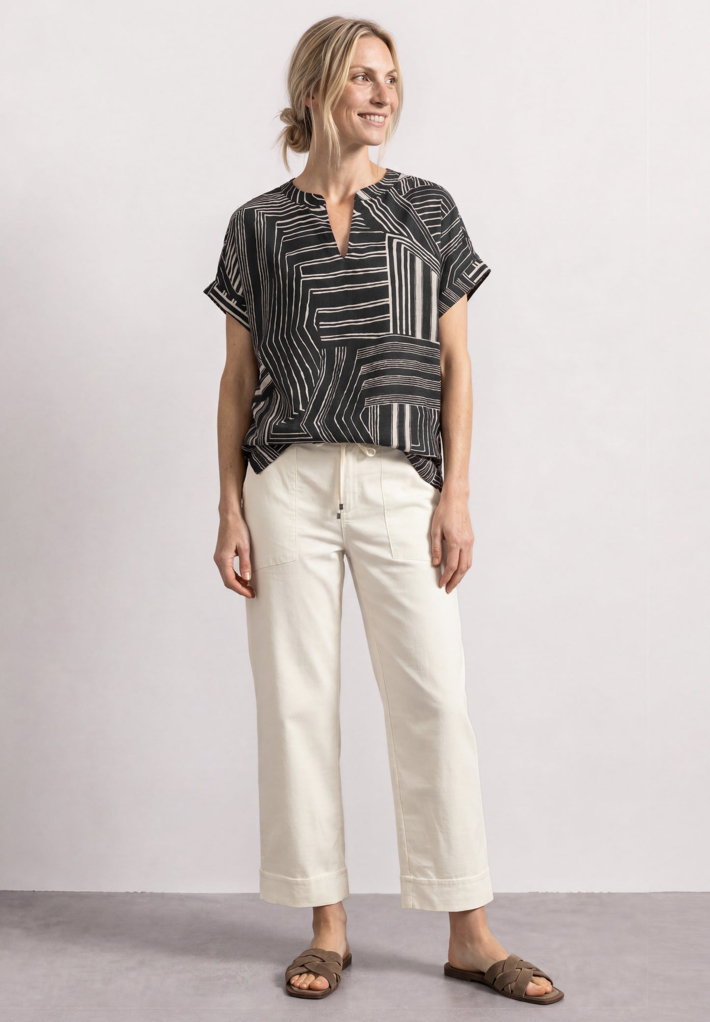 Street One - Dropped Shoulder Shirt mit Split Neck - Farbe: darkest blue