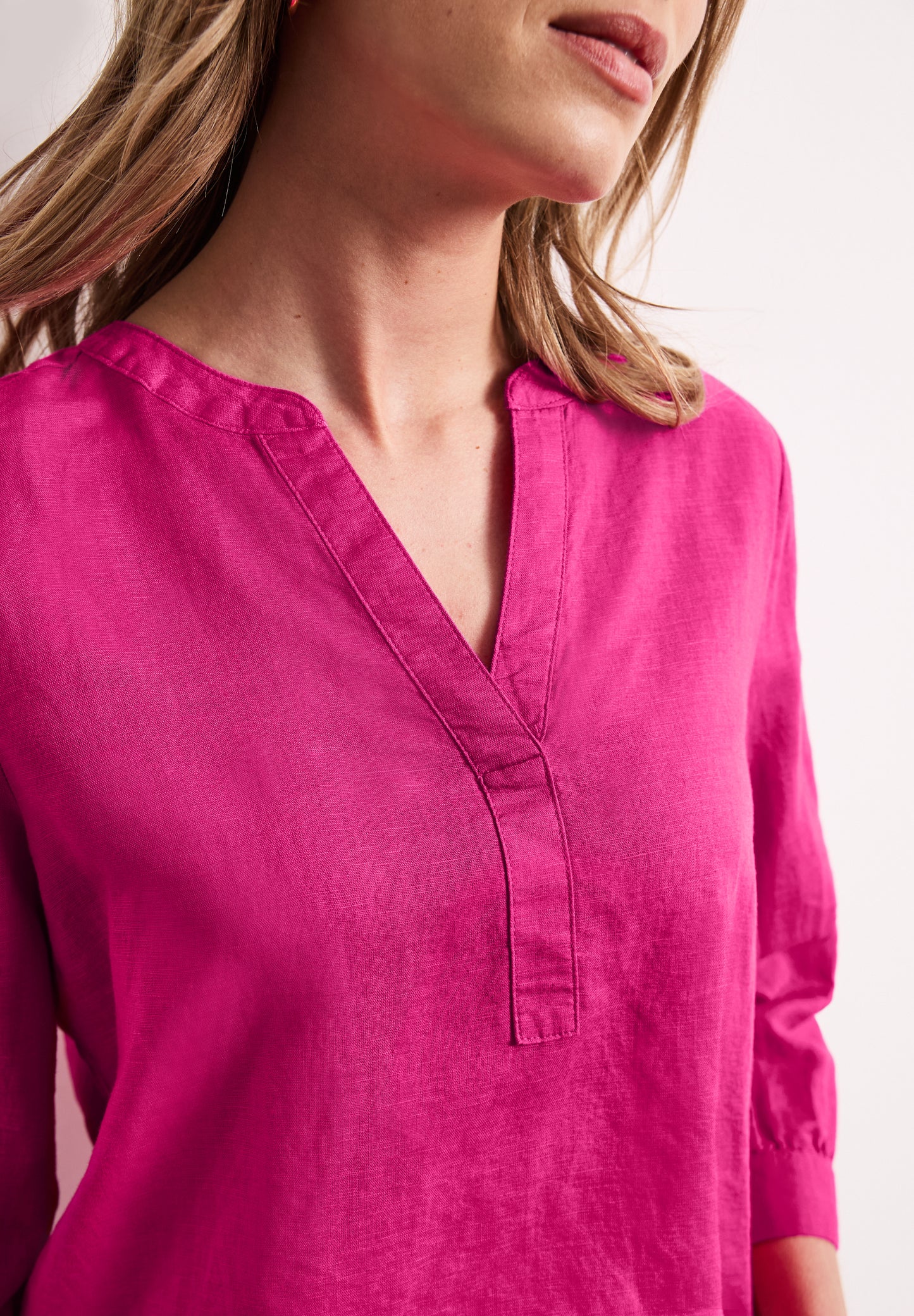 Street One - Bluse mit Split Neck aus Leinenmix - Farbe: magenta dream
