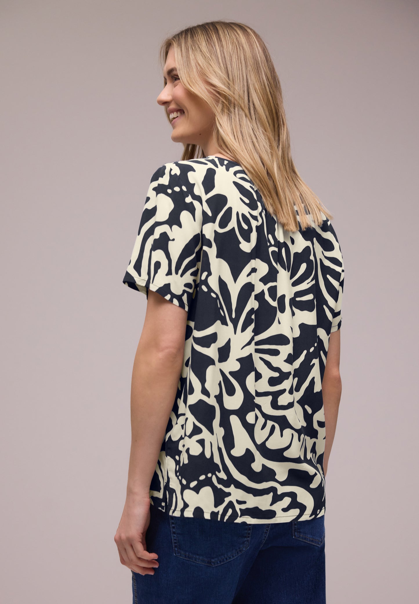 Street One - Bluse mit Split Neck und Bändern - Farbe: shadowed navy