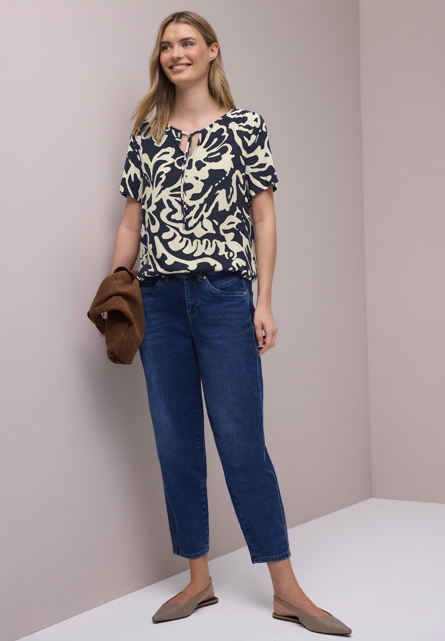 Street One - Bluse mit Split Neck und Bändern - Farbe: shadowed navy