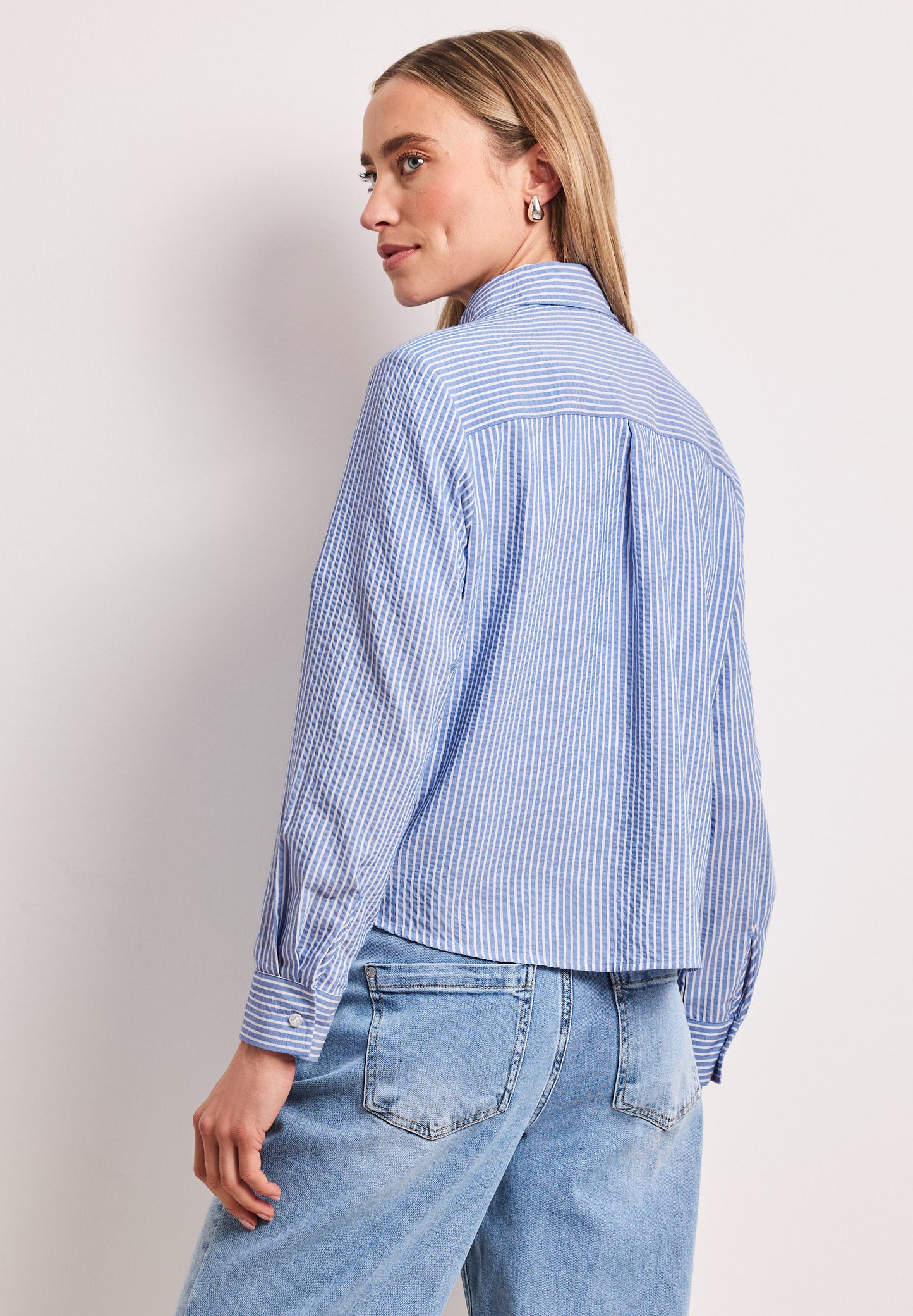 Street One - Langarm Bluse aus Seersuckerqualität - Farbe: original blue