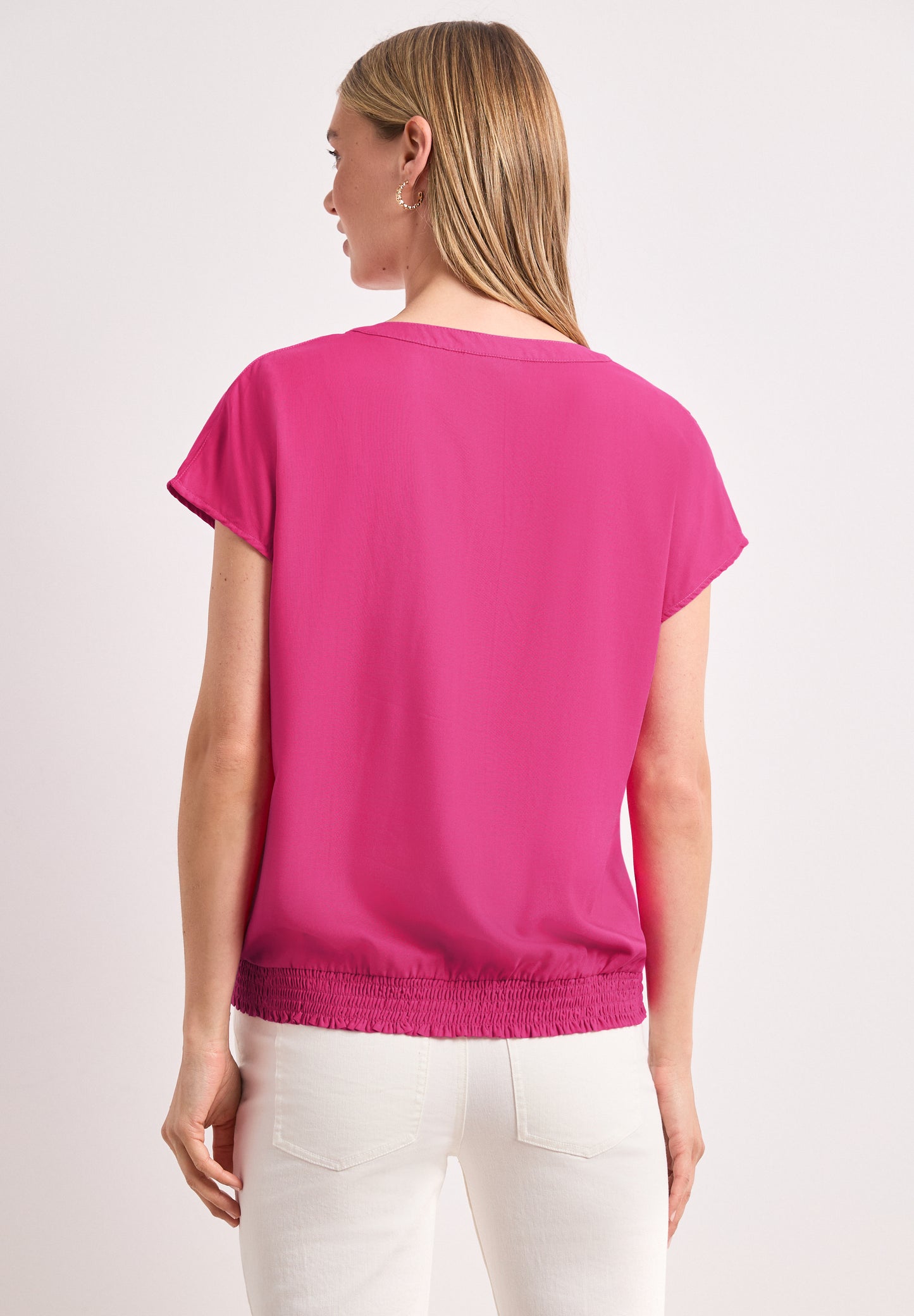 Street One - Blusenshirt mit Split Neck und Smokdetail - Farbe: magenta dream