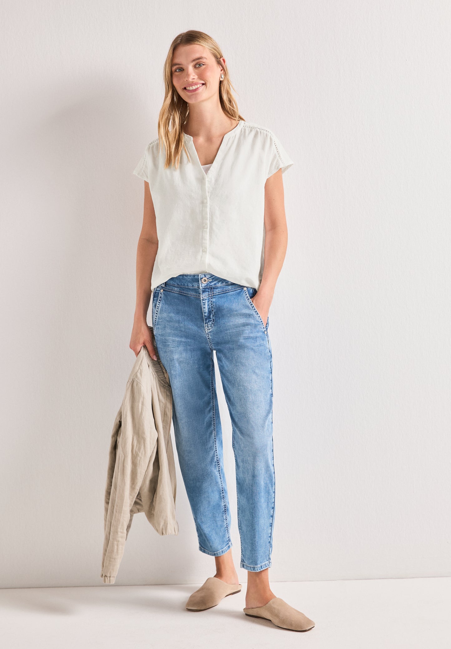 Street One - Dropped Shoulder Blusenshirt mit Tape - Farbe: off white