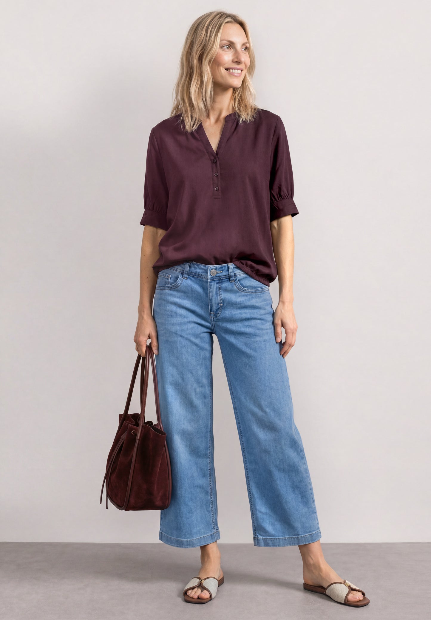 Street One - Kurzarm Bluse mit Split Neck und Elastiksaum - Farbe: rustic rouge