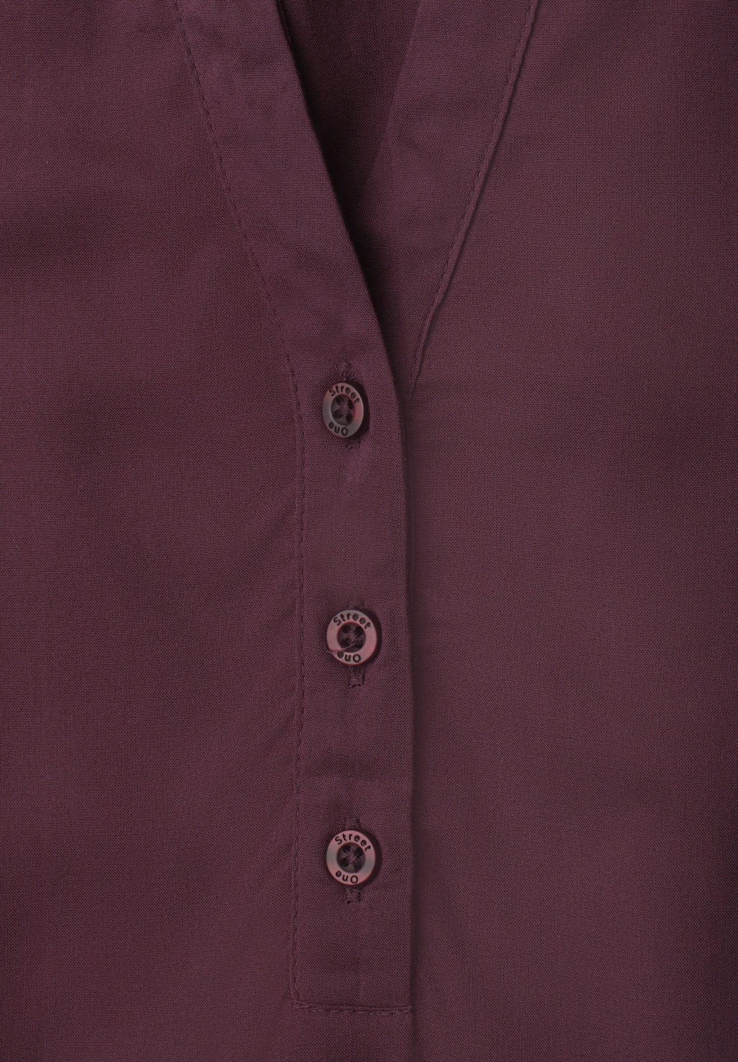 Street One - Kurzarm Bluse mit Split Neck und Elastiksaum - Farbe: rustic rouge