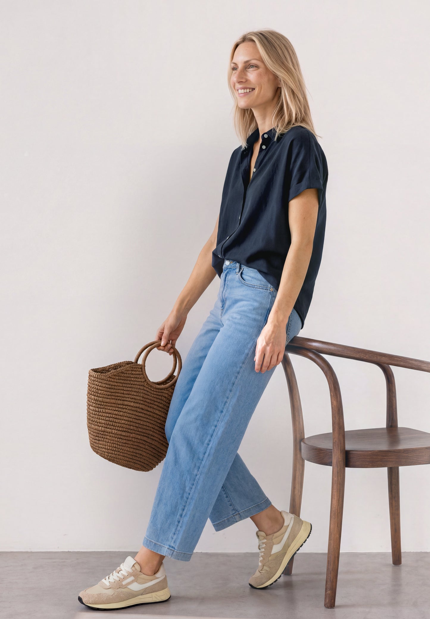 Street One - Kurzarm Bluse mit Split Neck und Elastiksaum - Farbe: darkest blue