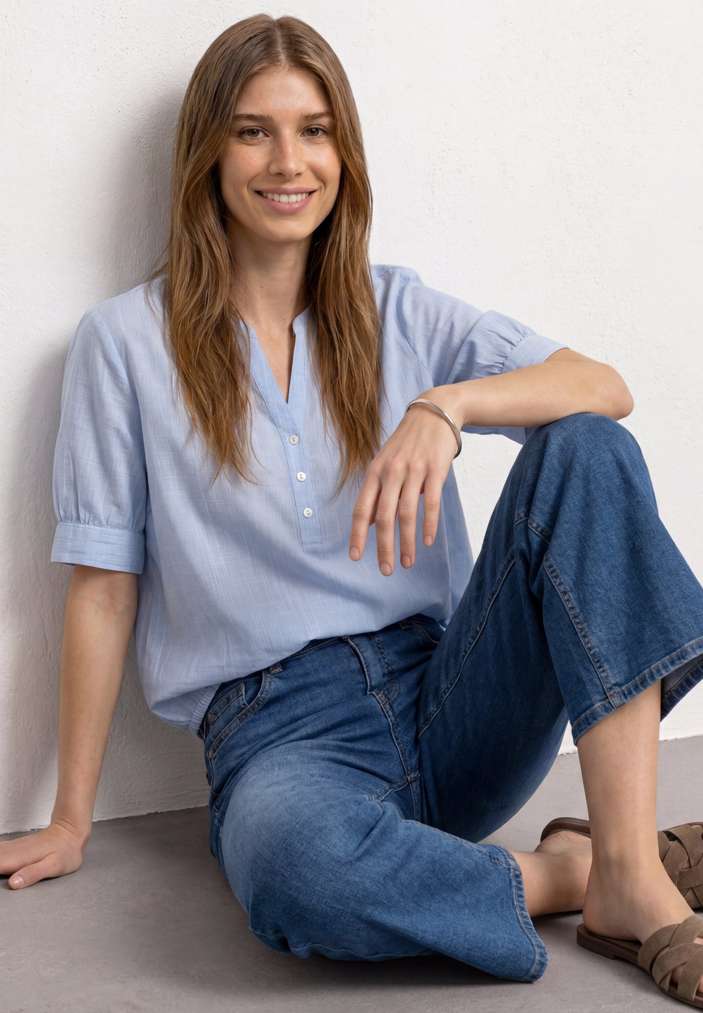 Street One - Chambray Bluse mit Split Neck und Elastiksaum - Farbe: original blue