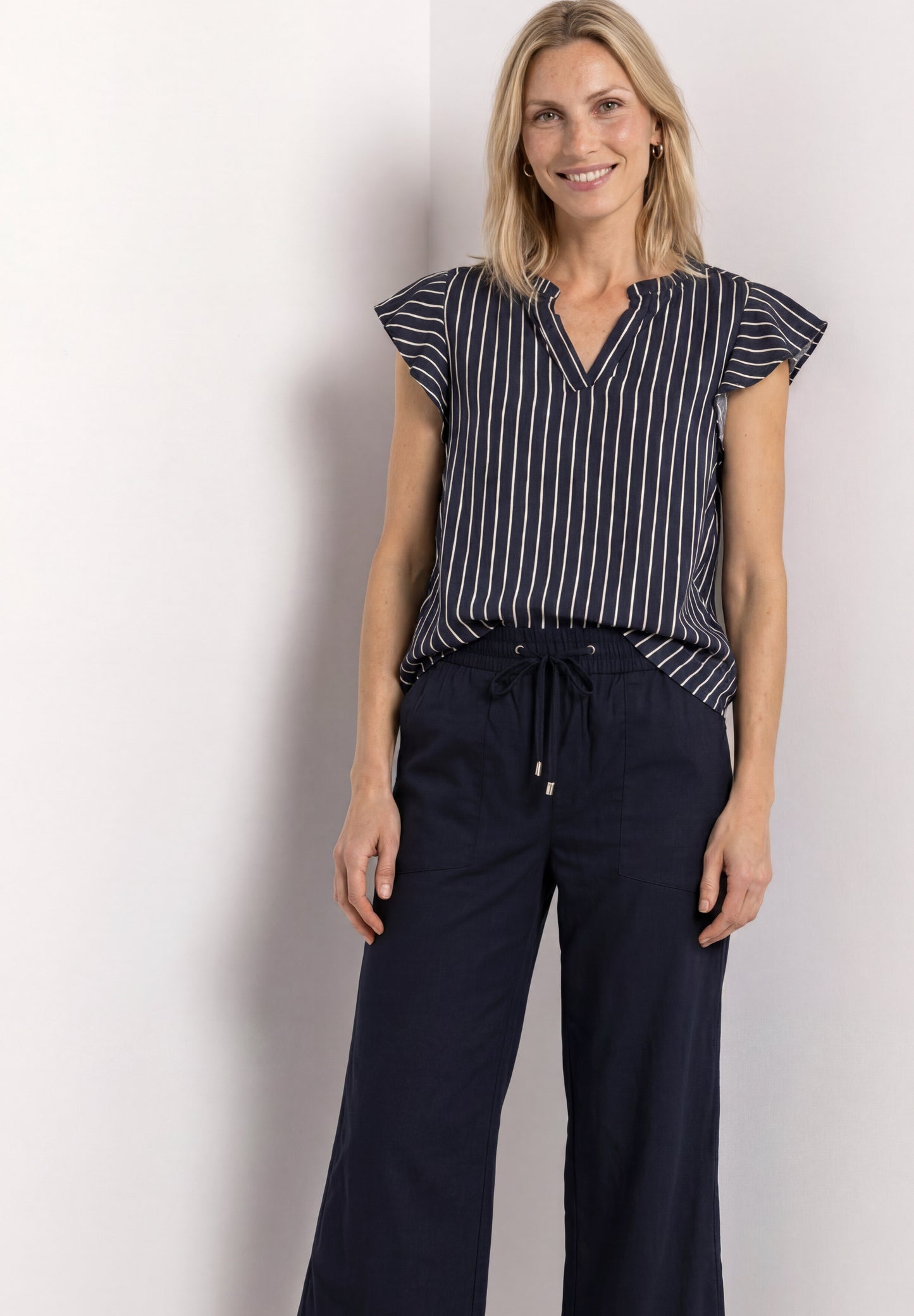 Street One - Blusenshirt mit Split Neck und Volant-Ãrmeln - Farbe: darkest blue