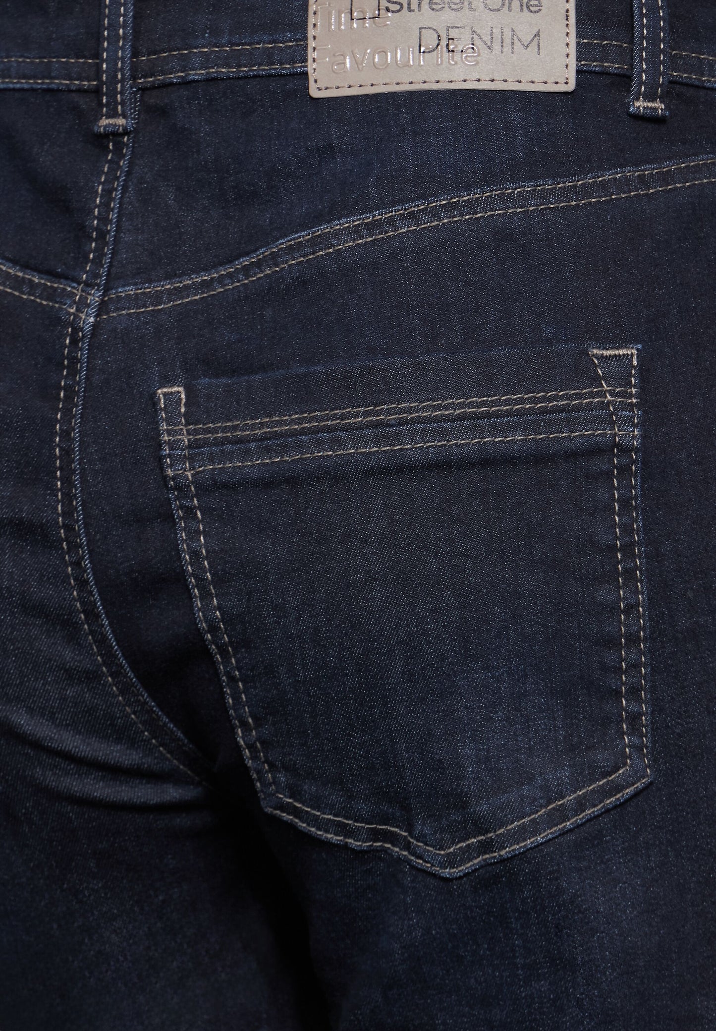 Street One - Straight Leg Jeans - dark blue soft wash