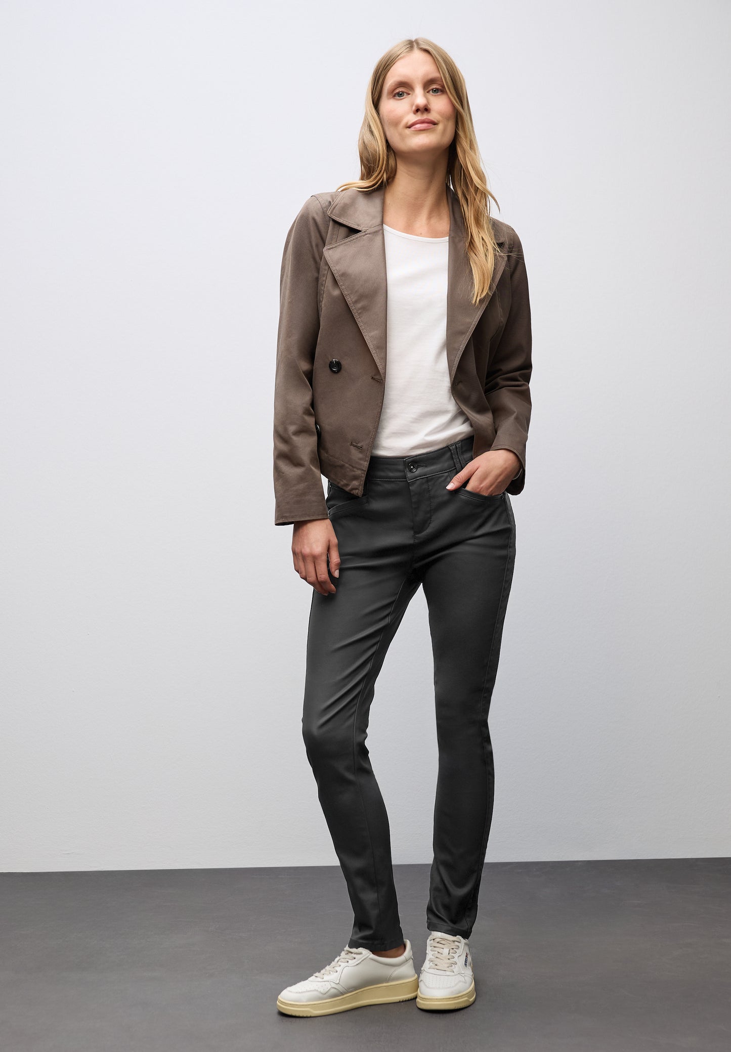 Street One Slim Fit Coated Hose - Farbe: Black