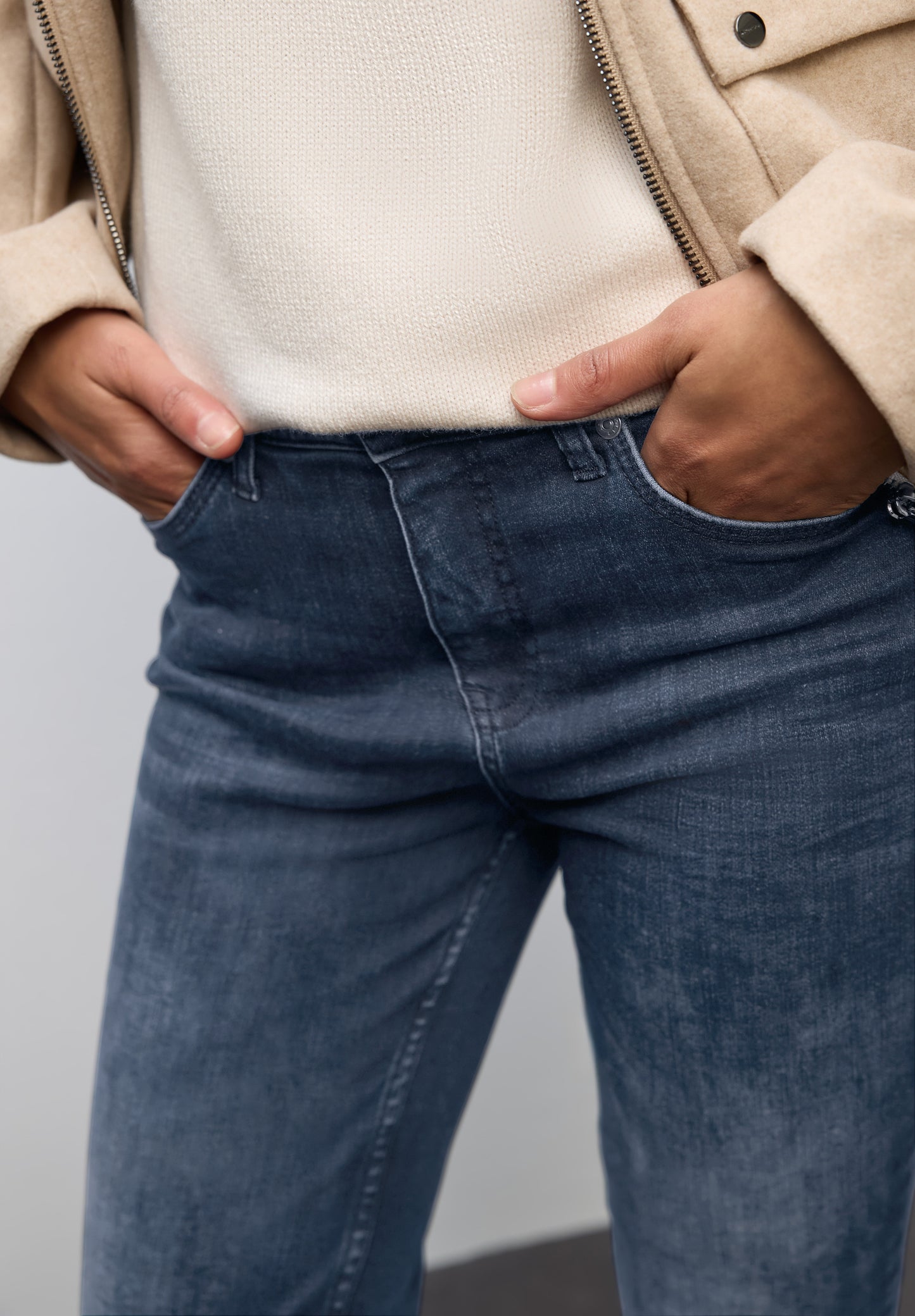Street One Bootcut Jeans - Farbe: blue black random washed