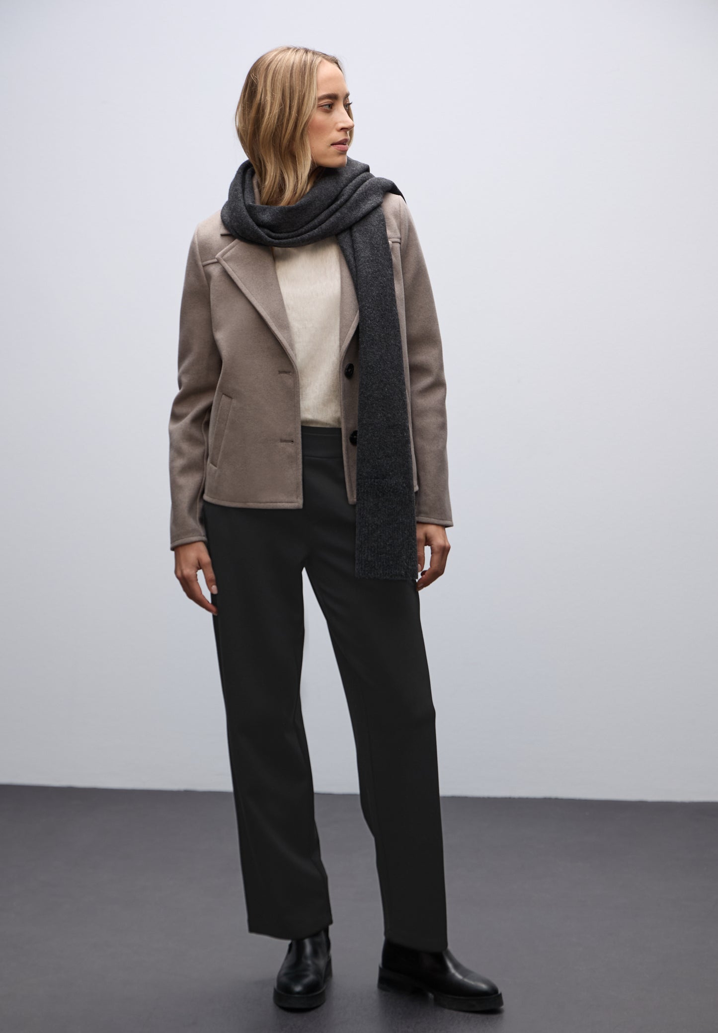 Street One Straight Leg Hose - Farbe: Schwarz (379658)