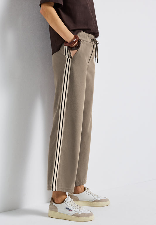 Street One Straight Leg Strukturhose - Farbe: bark brown