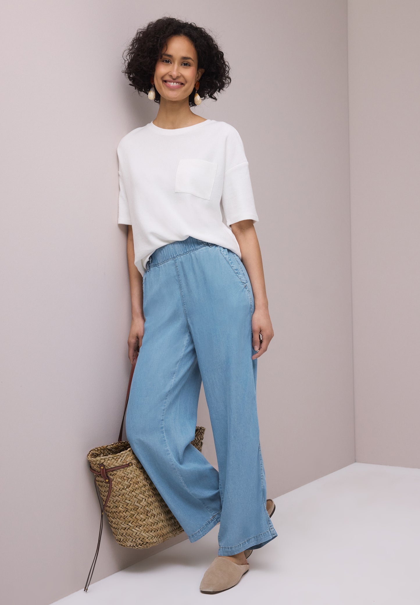 Street One - High Waist Wide Leg Hose mit Knopfdetails - Farbe: Light Blue soft wash
