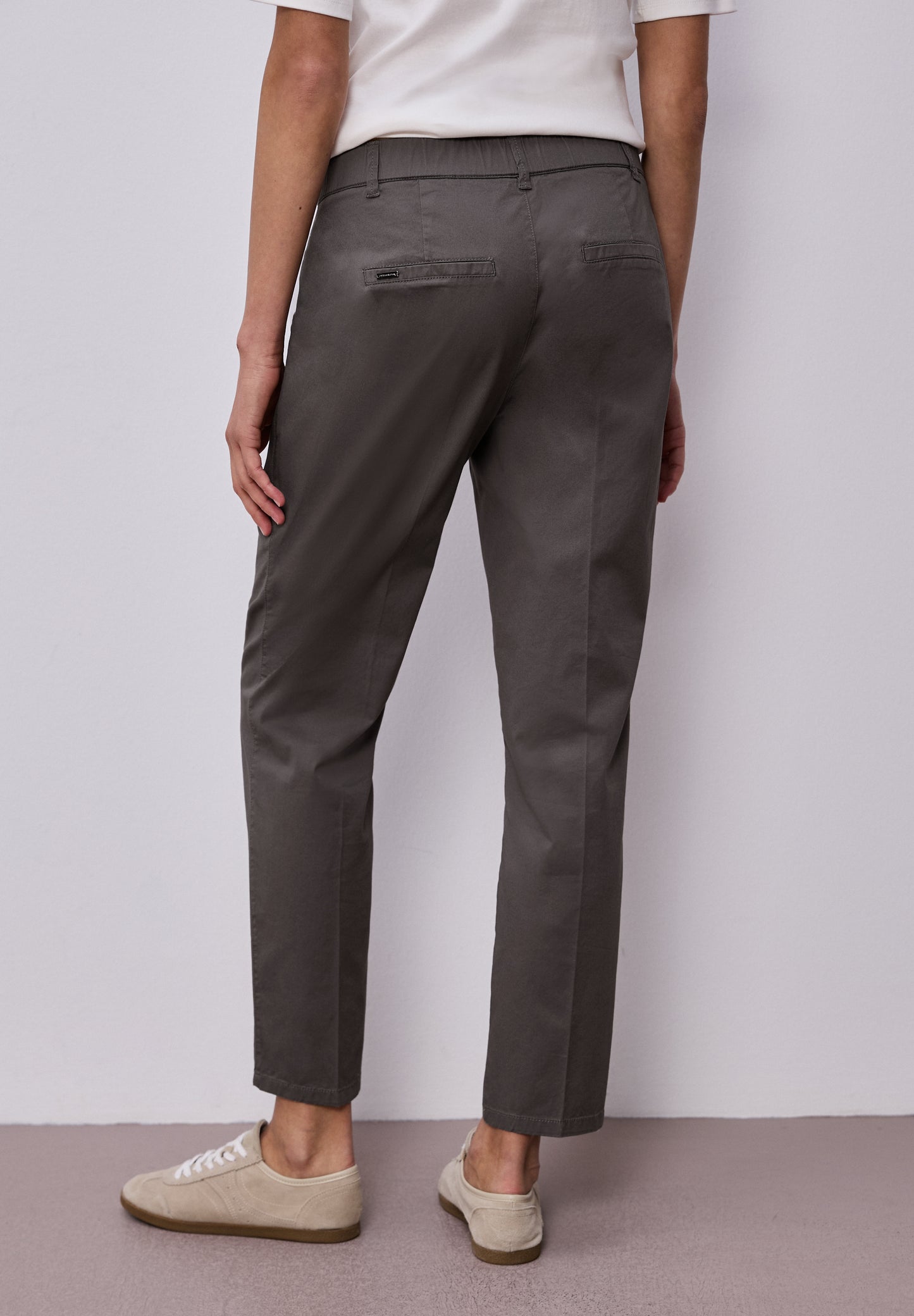 Street One - Chino im Casual Fit - Farbe: deep earth