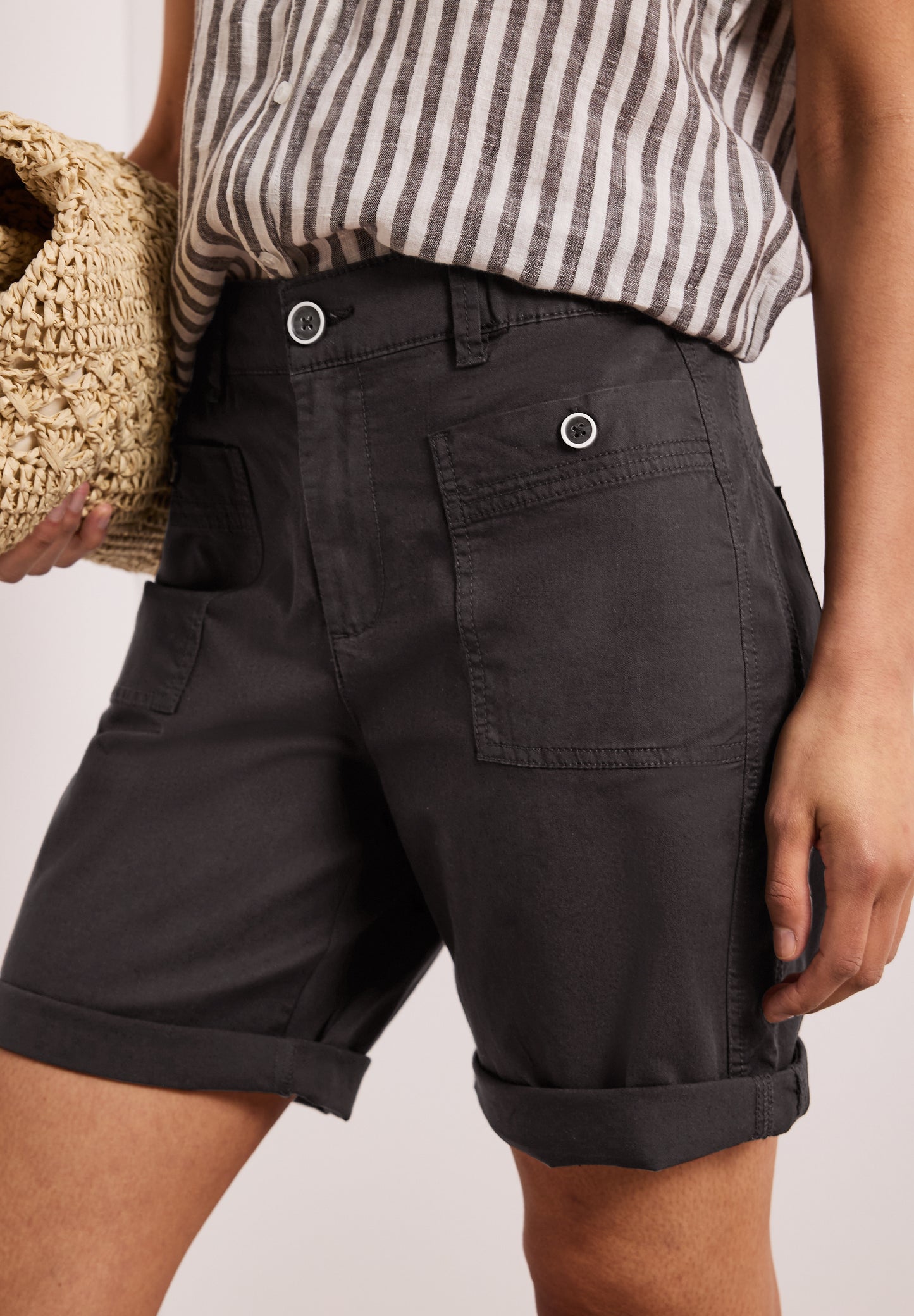 Street One - Straight Leg Bermuda mit Turn-Up - Farbe: deep earth
