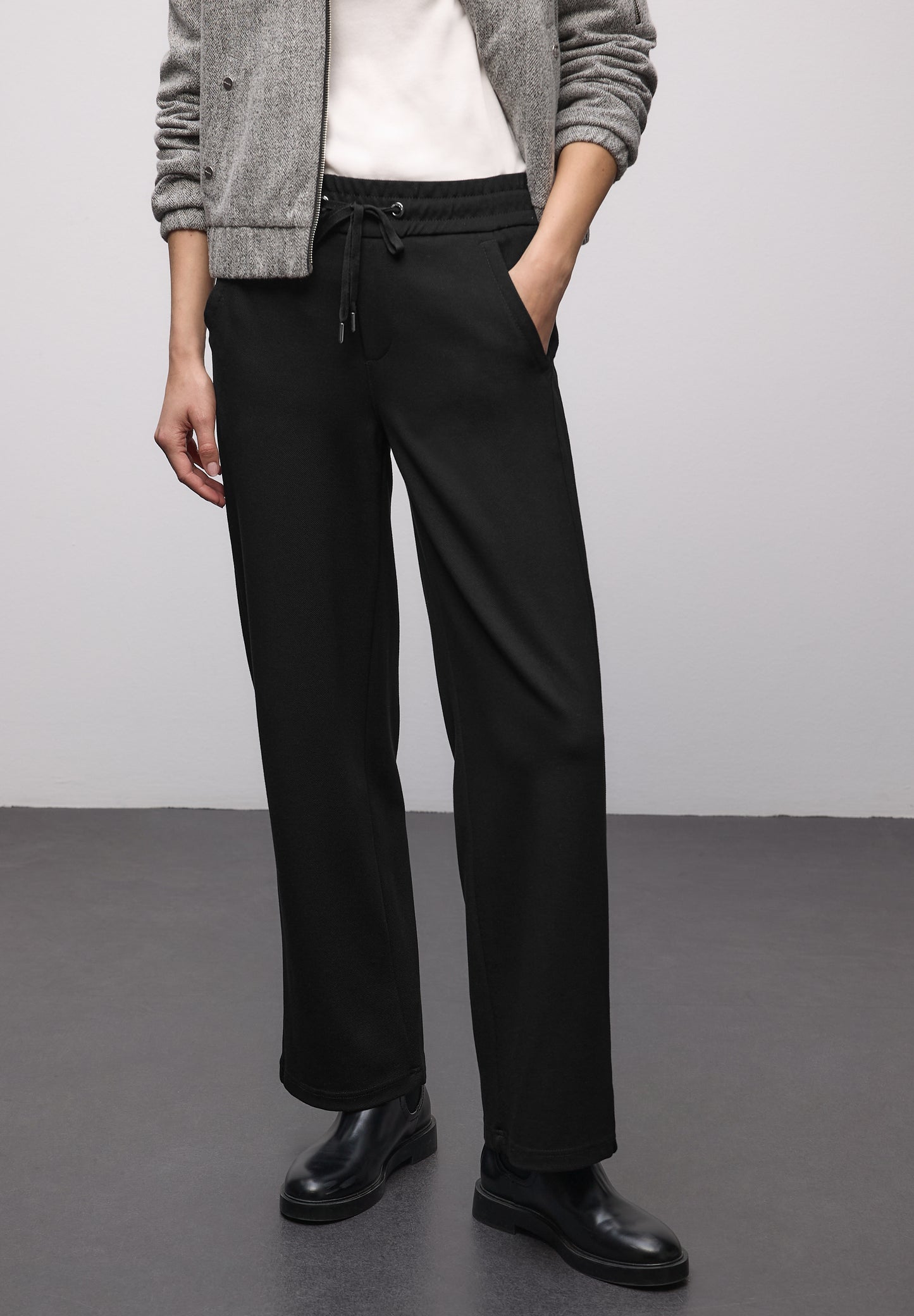 Street One - Straight Leg Hose mit Tape - Farbe: Black