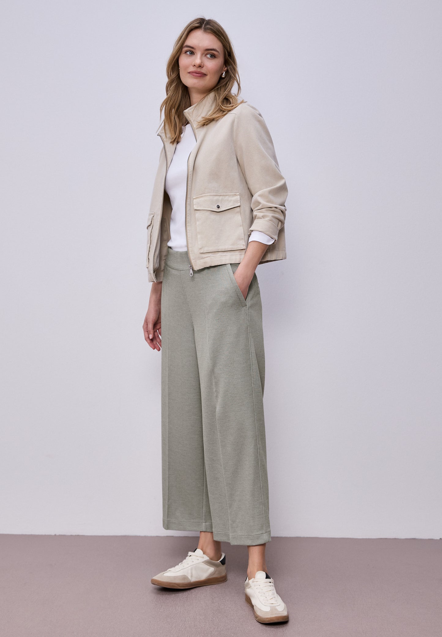 Street One - High Waist Wide Leg Hose im Casual Fit - Farbe: dark mint green