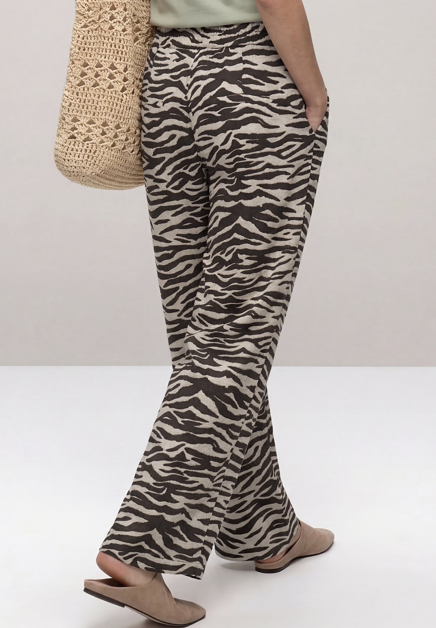 Street One - Wide Leg Hose im Loose Fit mit Animal Print - Farbe: espresso brown