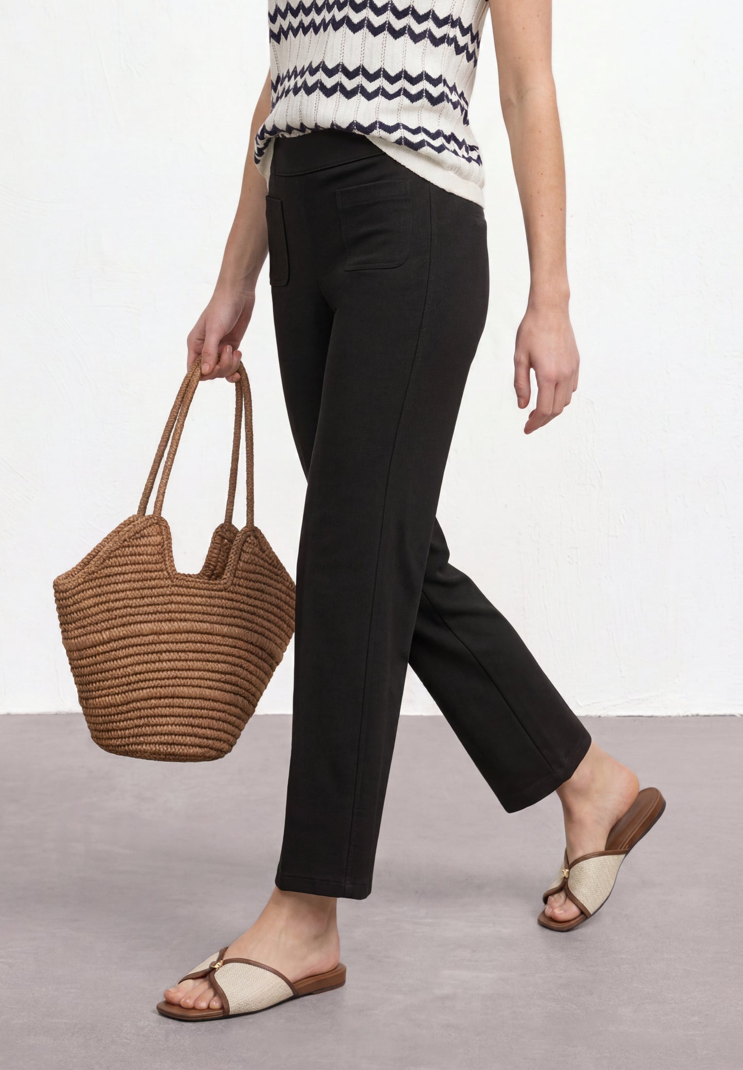 Street One - High Waist Straight Leg Hose im Casual Fit - Farbe: Black