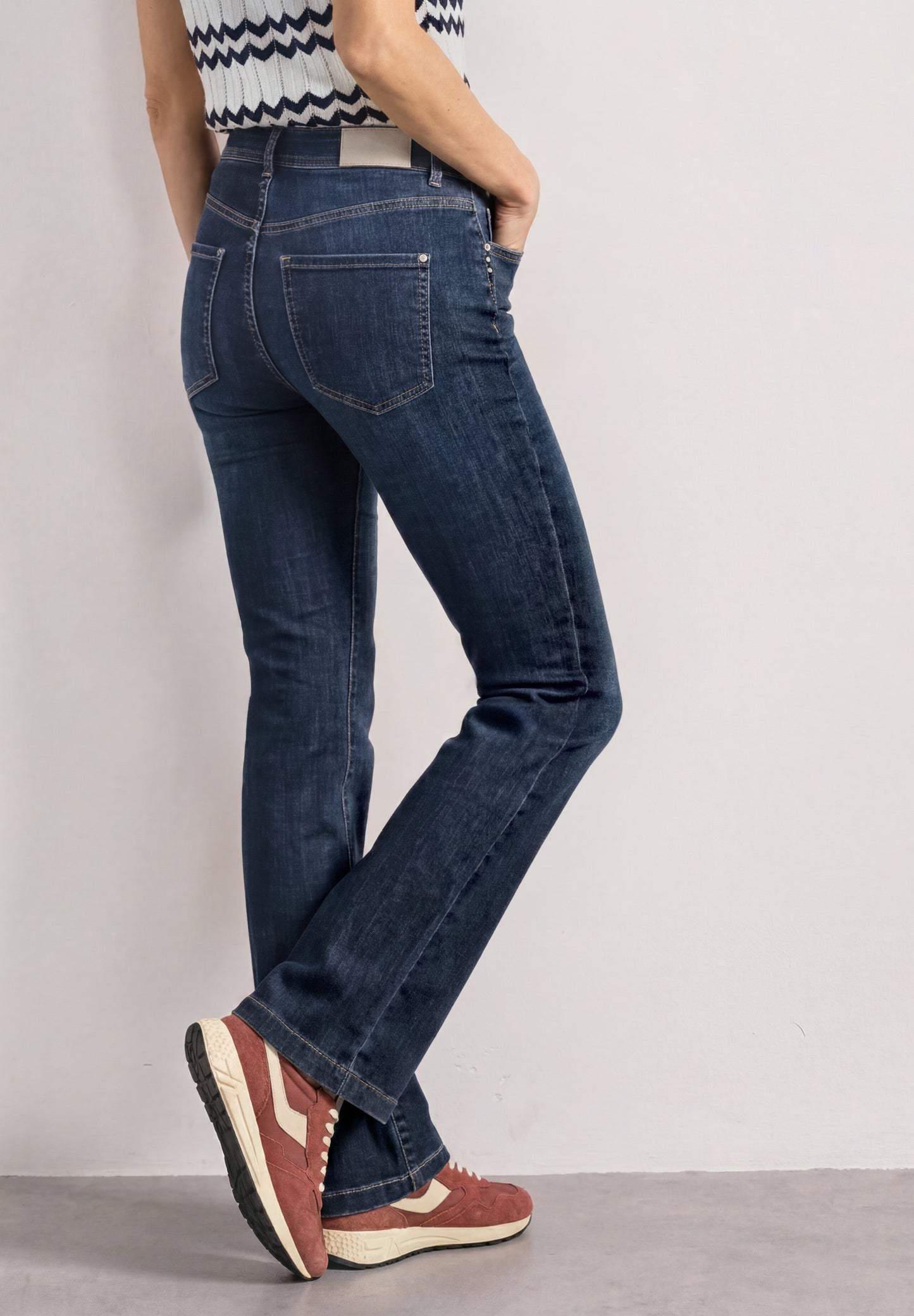 Street One - High Waist Bootcut Jeans "Style: Blaire" - Farbe: Dark Blue Washed