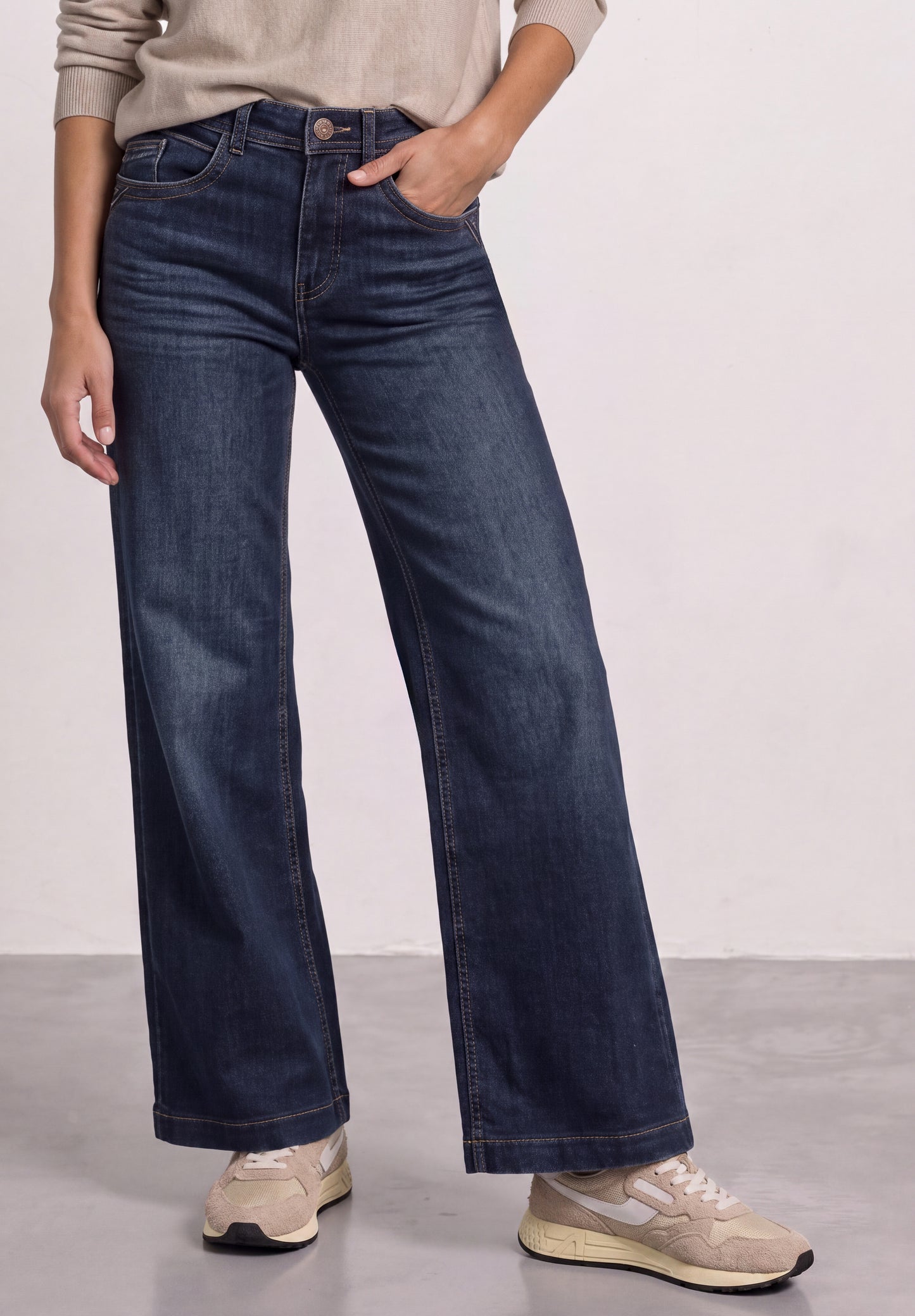Street One - High Waist Wide Leg Jeans im Loose Fit - Farbe: Dark Blue Clean washed