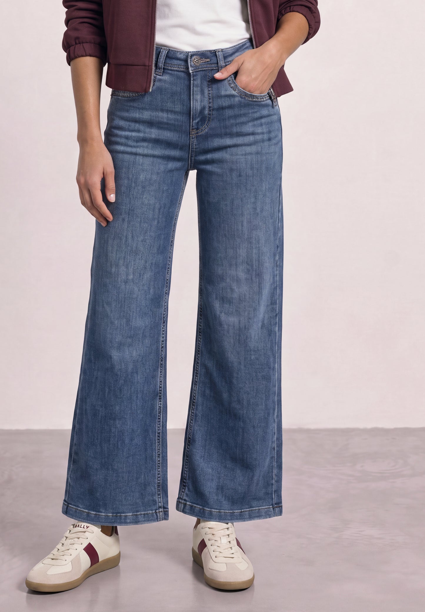 Street One - High Waist Wide Leg Jeans im Loose Fit - Farbe: Medium Blue Soft Washed