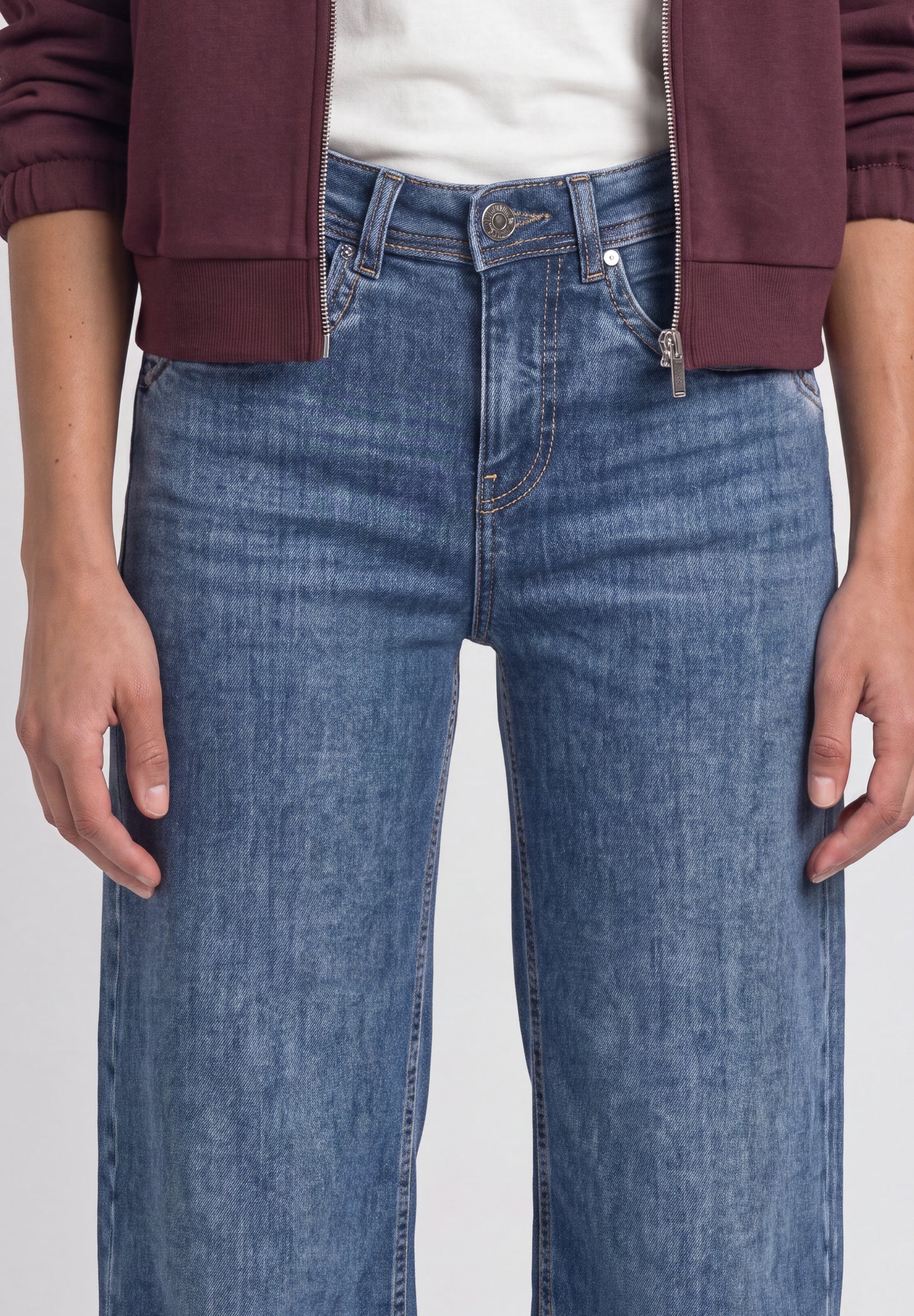 Street One - High Waist Wide Leg Jeans im Loose Fit - Farbe: Medium Blue Soft Washed