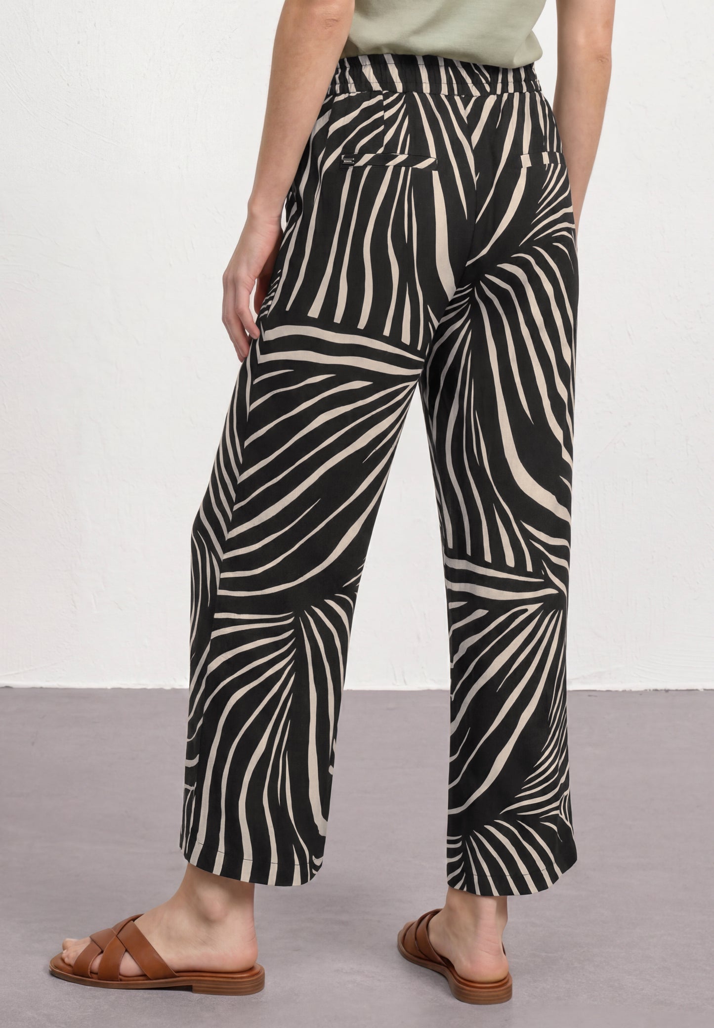 Street One - 7/8 Wide Leg Hose im Loose Fit - Farbe: Black