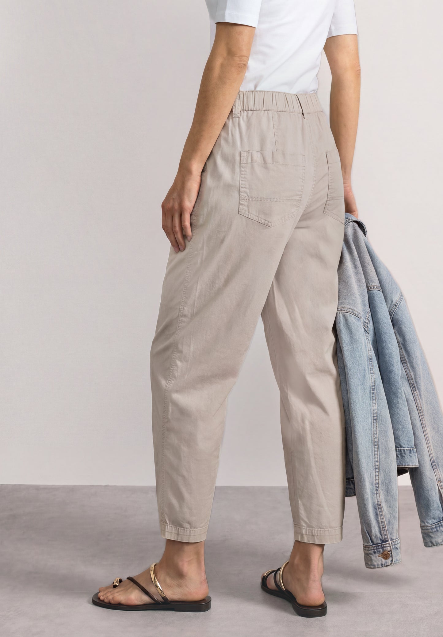Street One - High Waist Barrel Leg Hose im Casual Fit - Farbe: clay sand