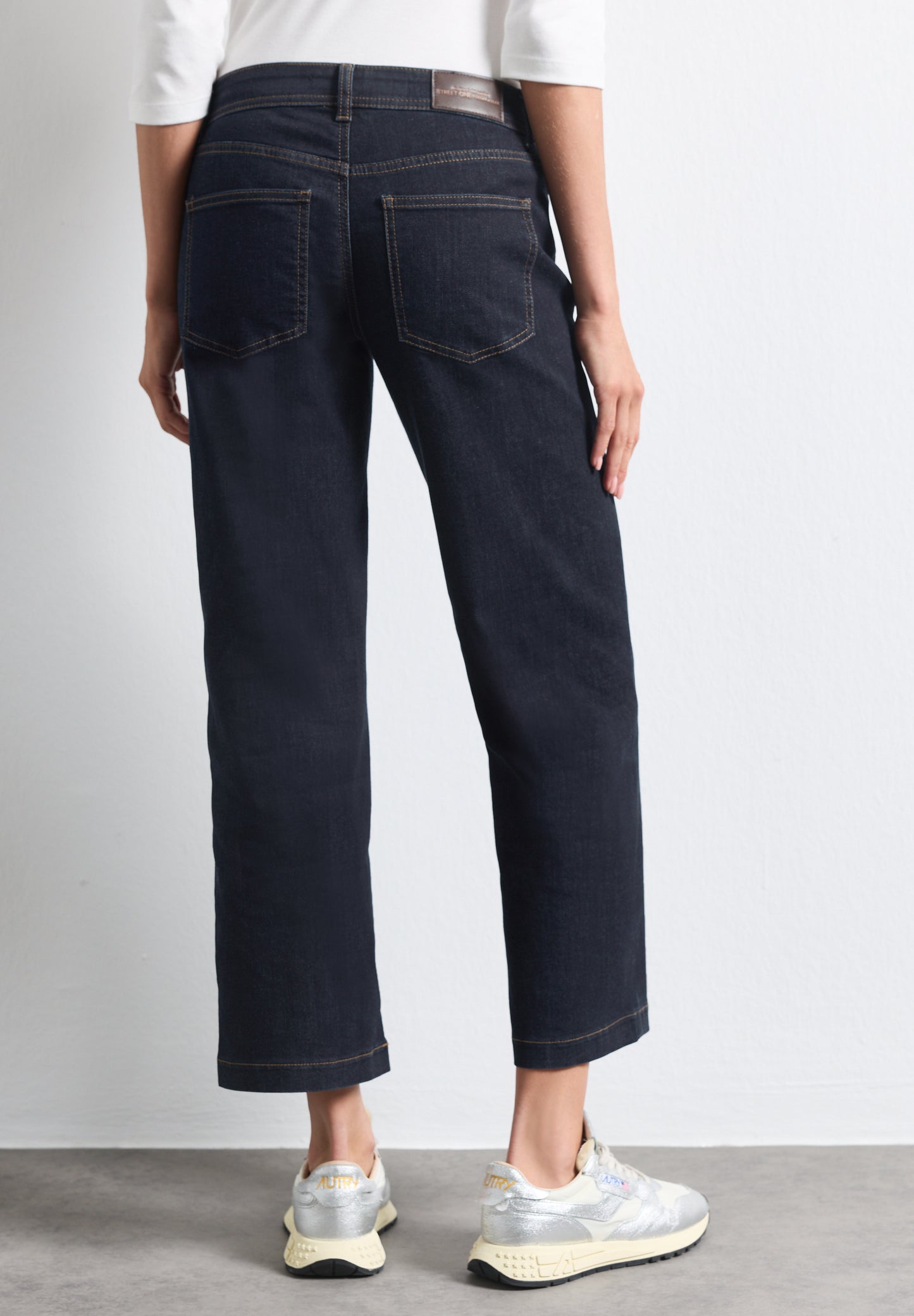 Street One - Mid Waist Straight Leg Jeans Style: Amalia - Farbe: Rinse Washed