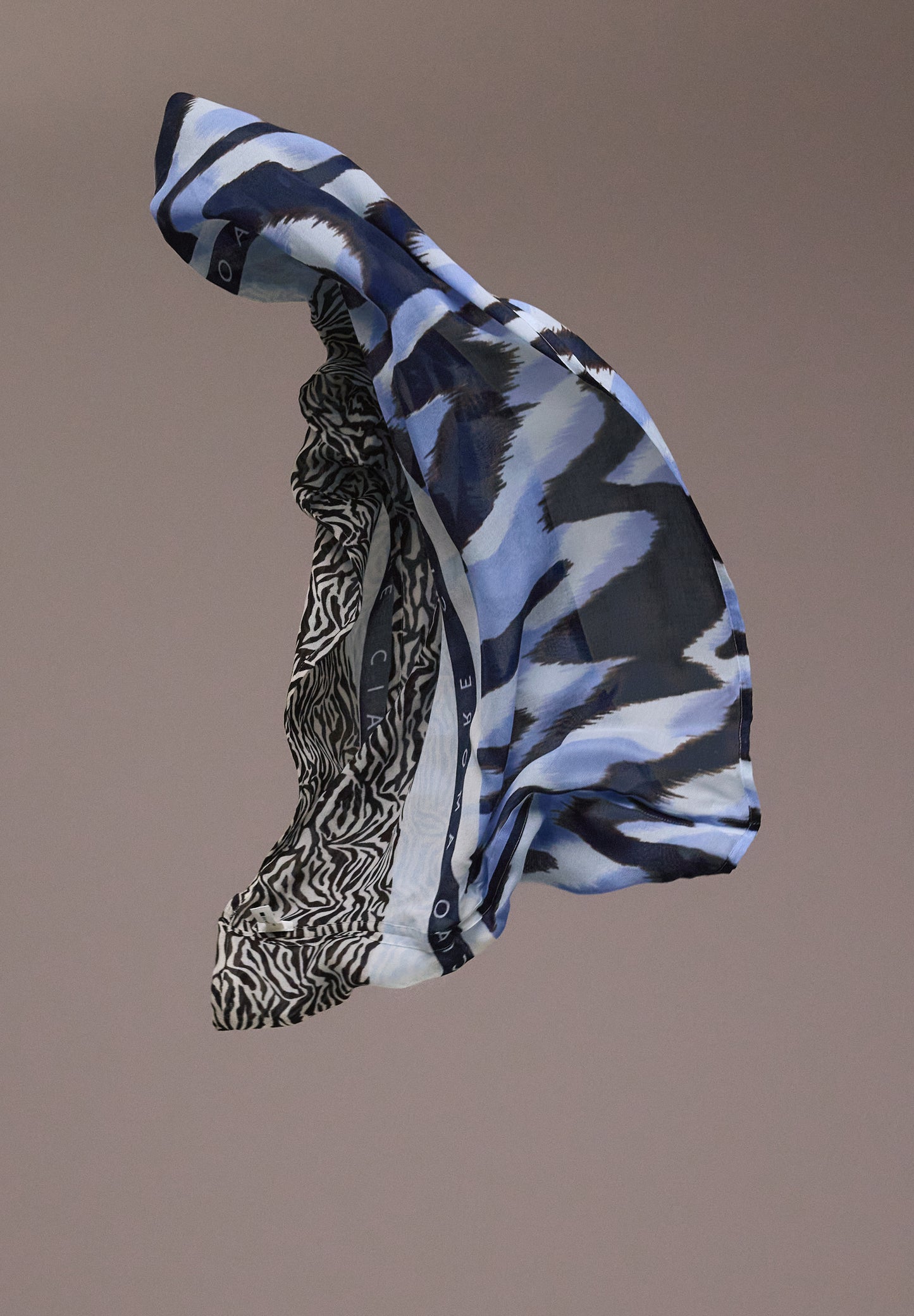 Street One - Loop-Schal aus Modal mit Mustermix - Farbe: drift blue