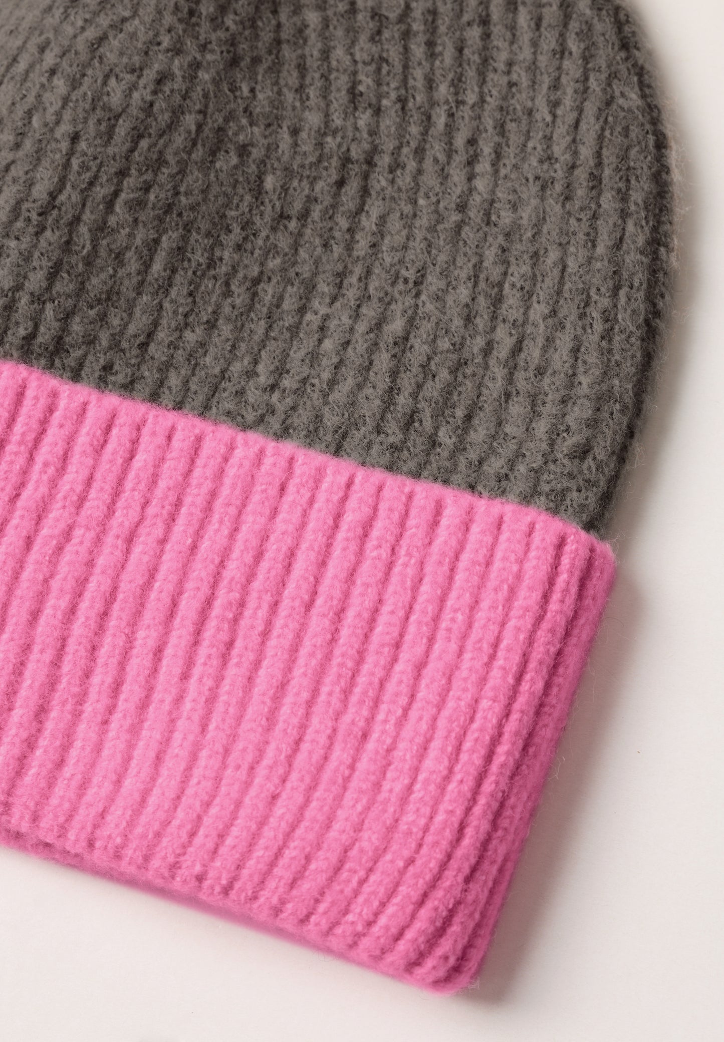 Street One - Feinstrick Beanie im Colorblock-Look - Farbe: warm blush