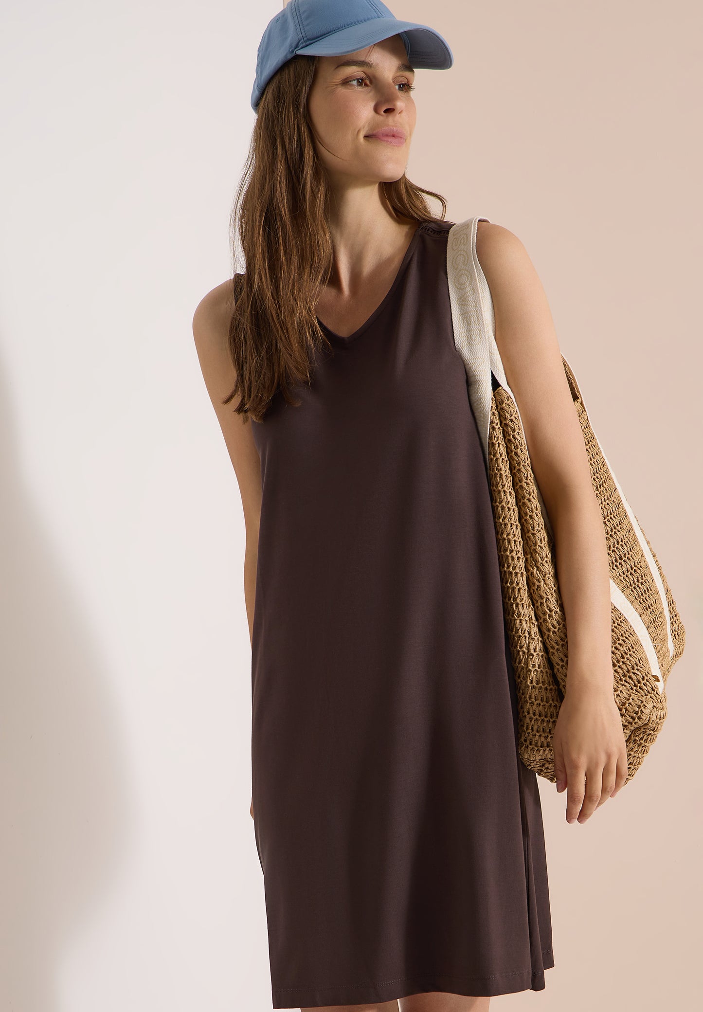 CECIL - Knielanges Jerseykleid mit V-Neck - Farbe: brown cacao