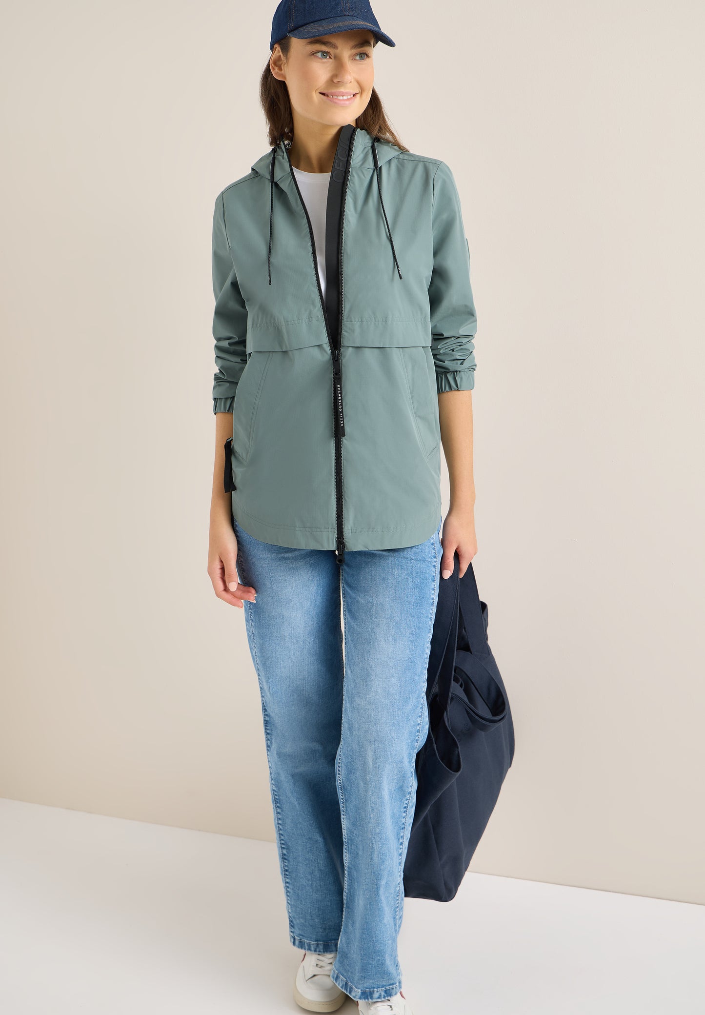 CECIL - Jacke in A-Linie - Farbe: kelp green